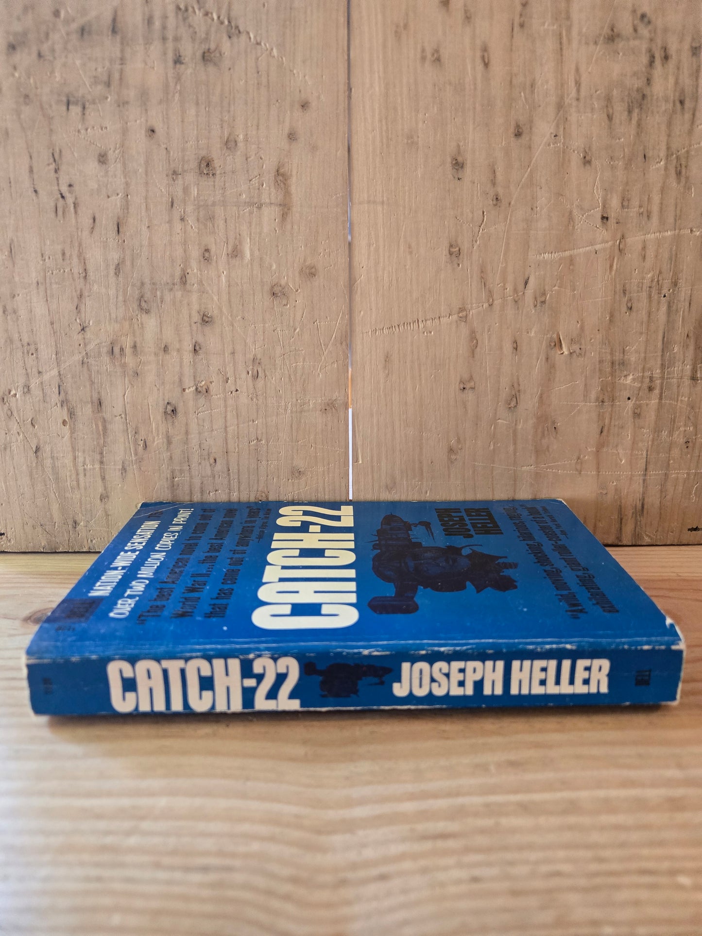 Catch-22 // Joseph Heller // 1967 // Vintage Paperback