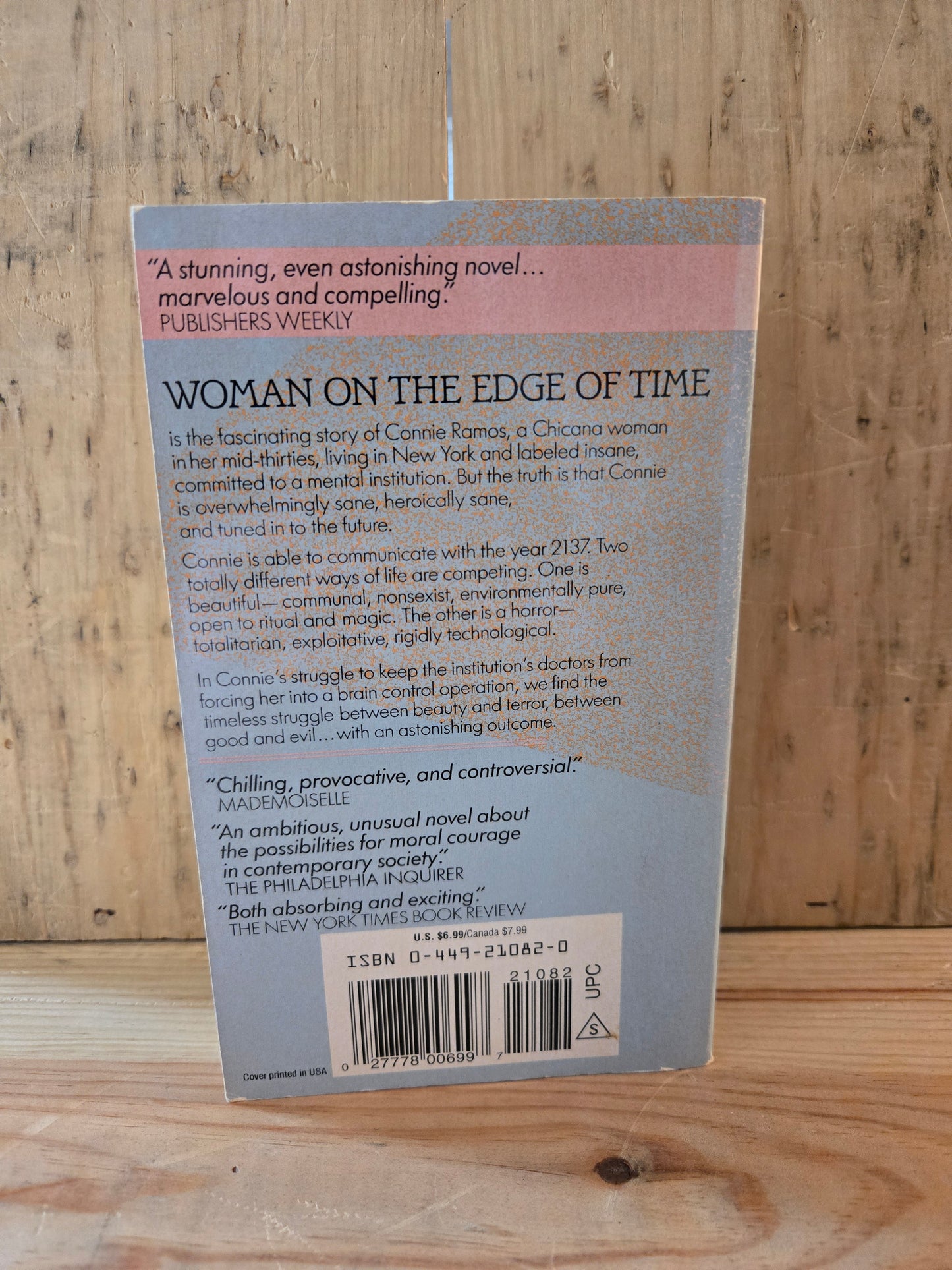 Woman on the Edge of Time // Marge Piercy // 1991 // Vintage Paperback Sci-fi