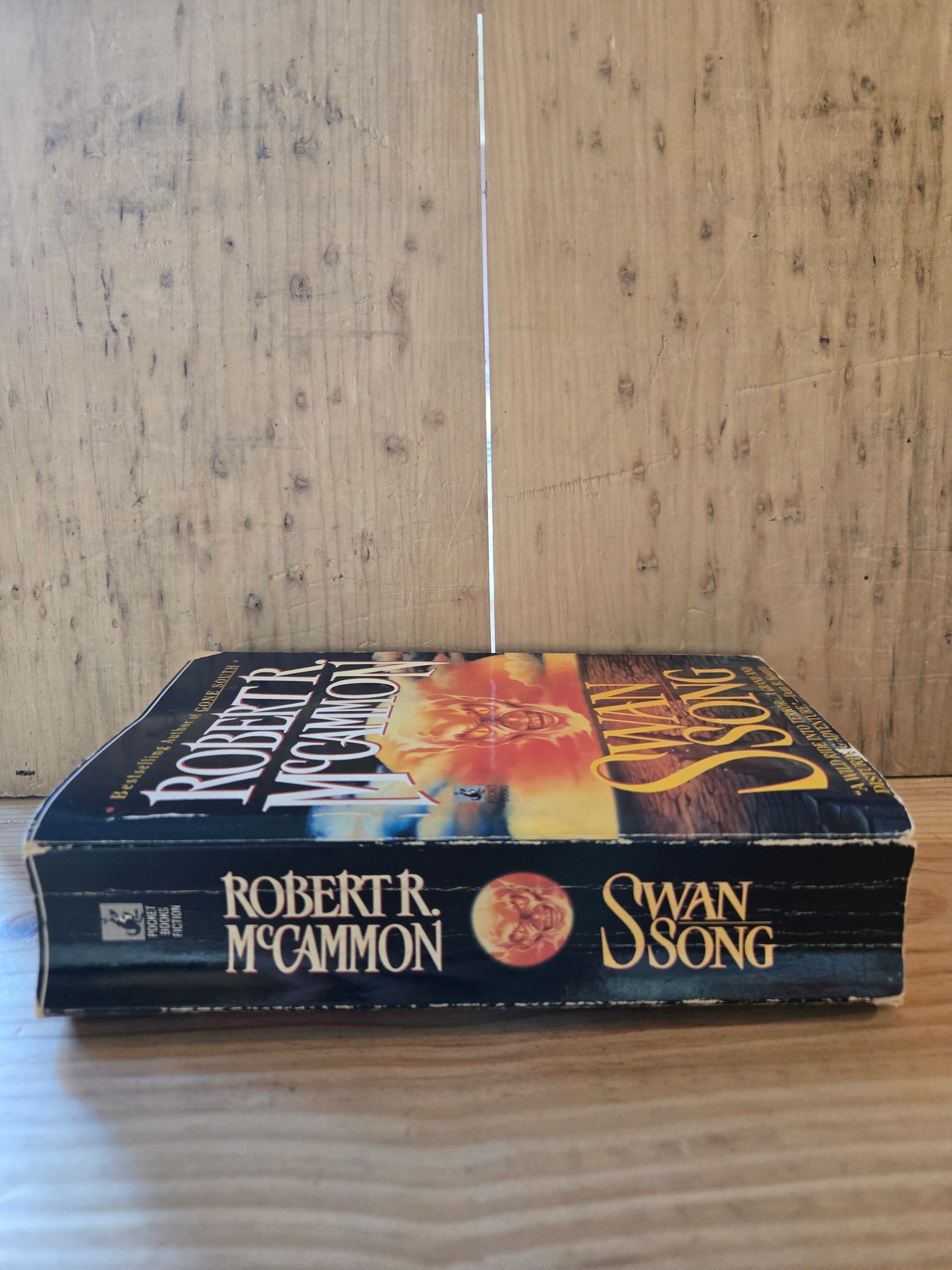Swan Song // Robert R. McCammon // 1987 // Vintage Paperback Horror Post-Apocalyptic