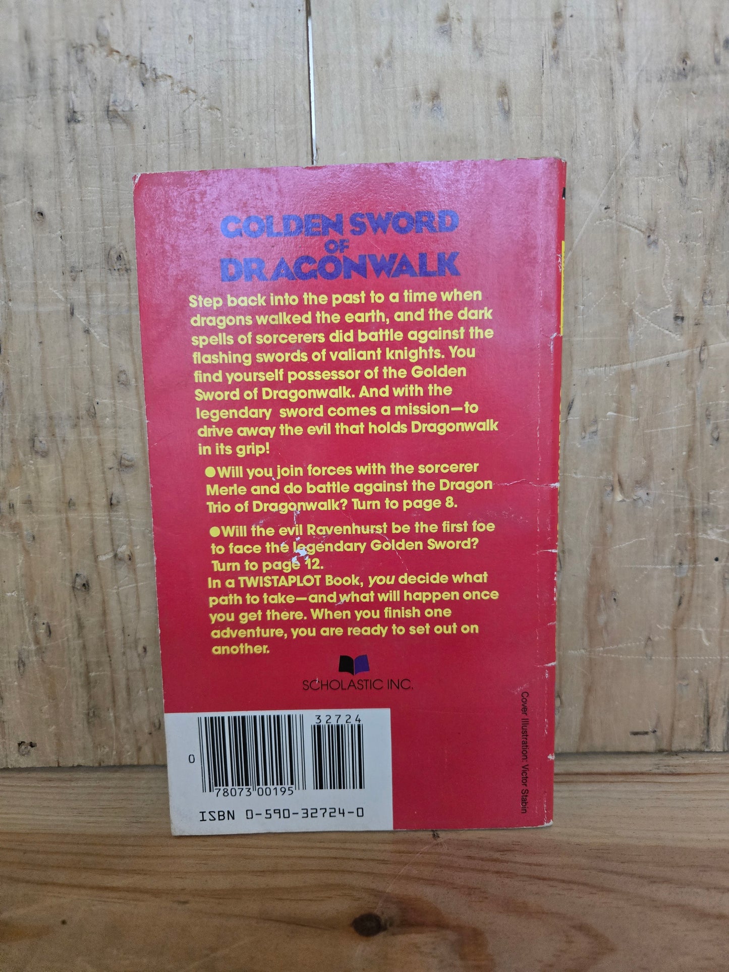Twistaplot #4: Golden Sword of Dragonwalk // R.L. Stine // 1983 // Vintage Paperback Fantasy Choose Your Own Adventure