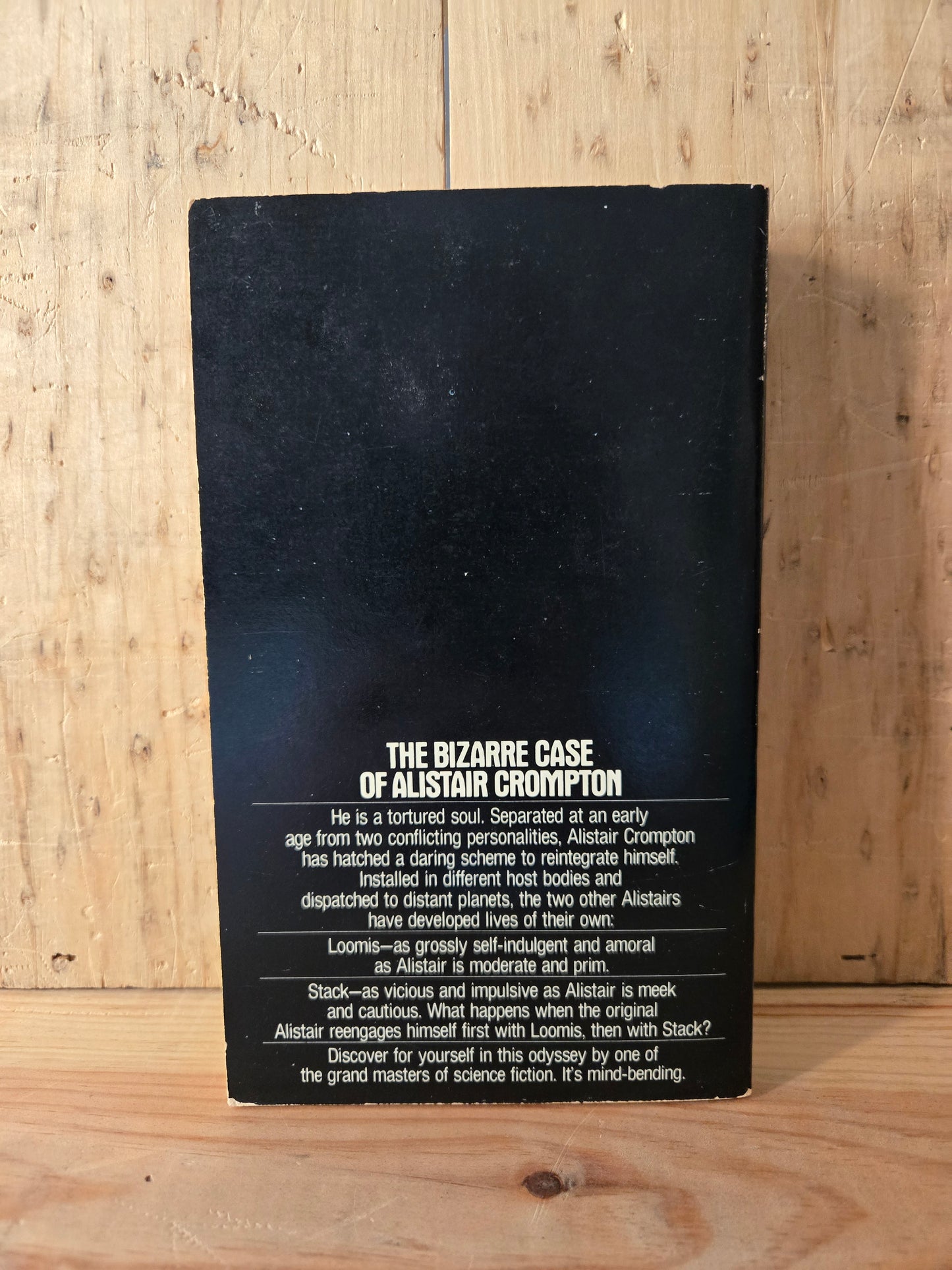 Crompton Divided // Robert Sheckley // 1979 // Vintage Paperback Sci-fi