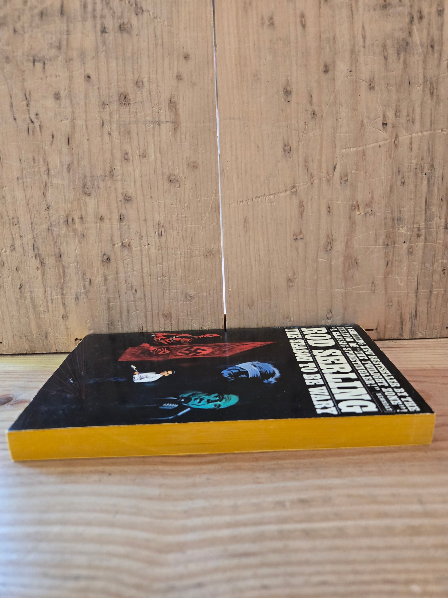 The Season To Be Wary // Rod Serling // 1968 // Vintage Paperback Horror Sci-fi