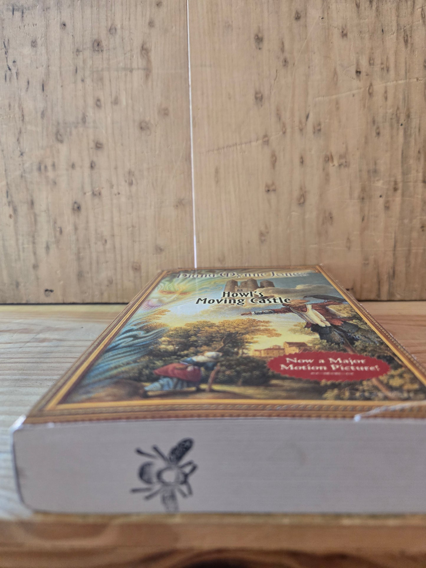 Howl's Moving Castle // Diana Wynne Jones // 2001 // Vintage Paperback Fantasy