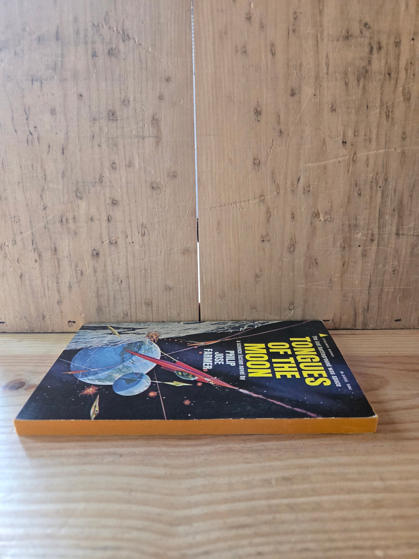 Tongues of the Moon // Philip Jose Farmer // 1964 // Vintage Paperback Sci-fi