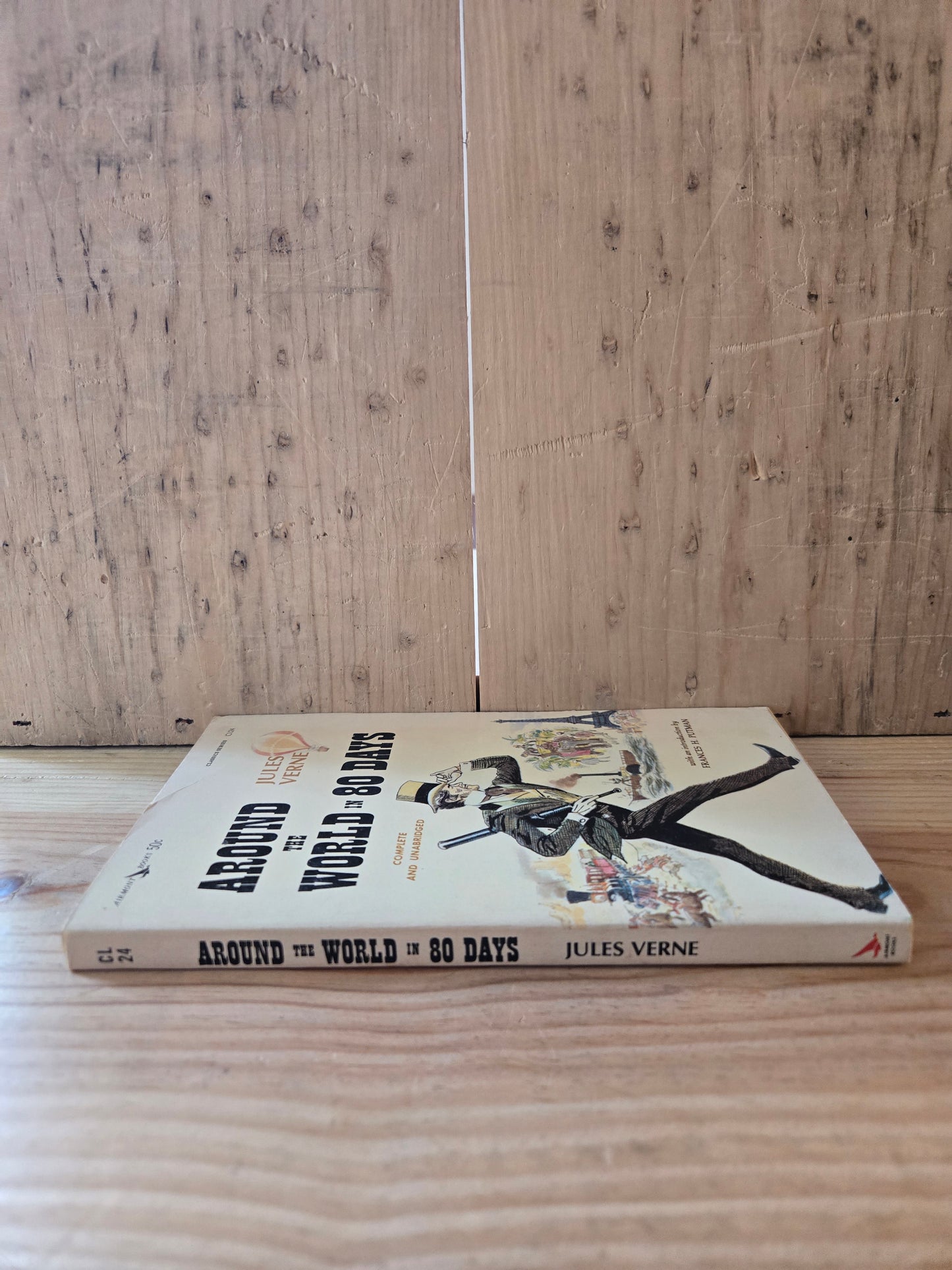Around the World in 80 Days // Jules Verne // 1963 // Vintage Paperback