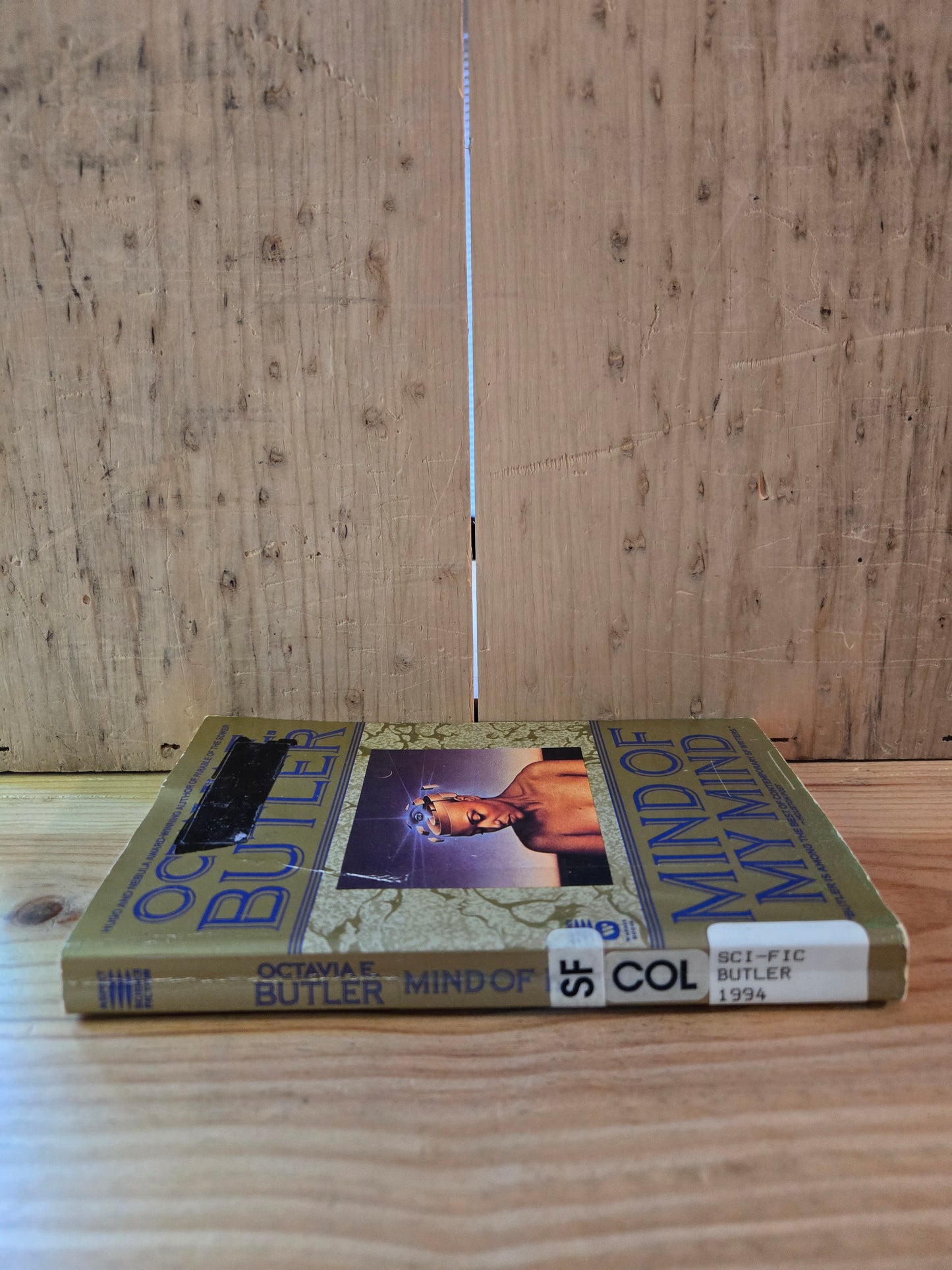 Mind of My Mind // Octavia E. Butler // 1994 // Vintage Paperback Sci-fi Ex-Library