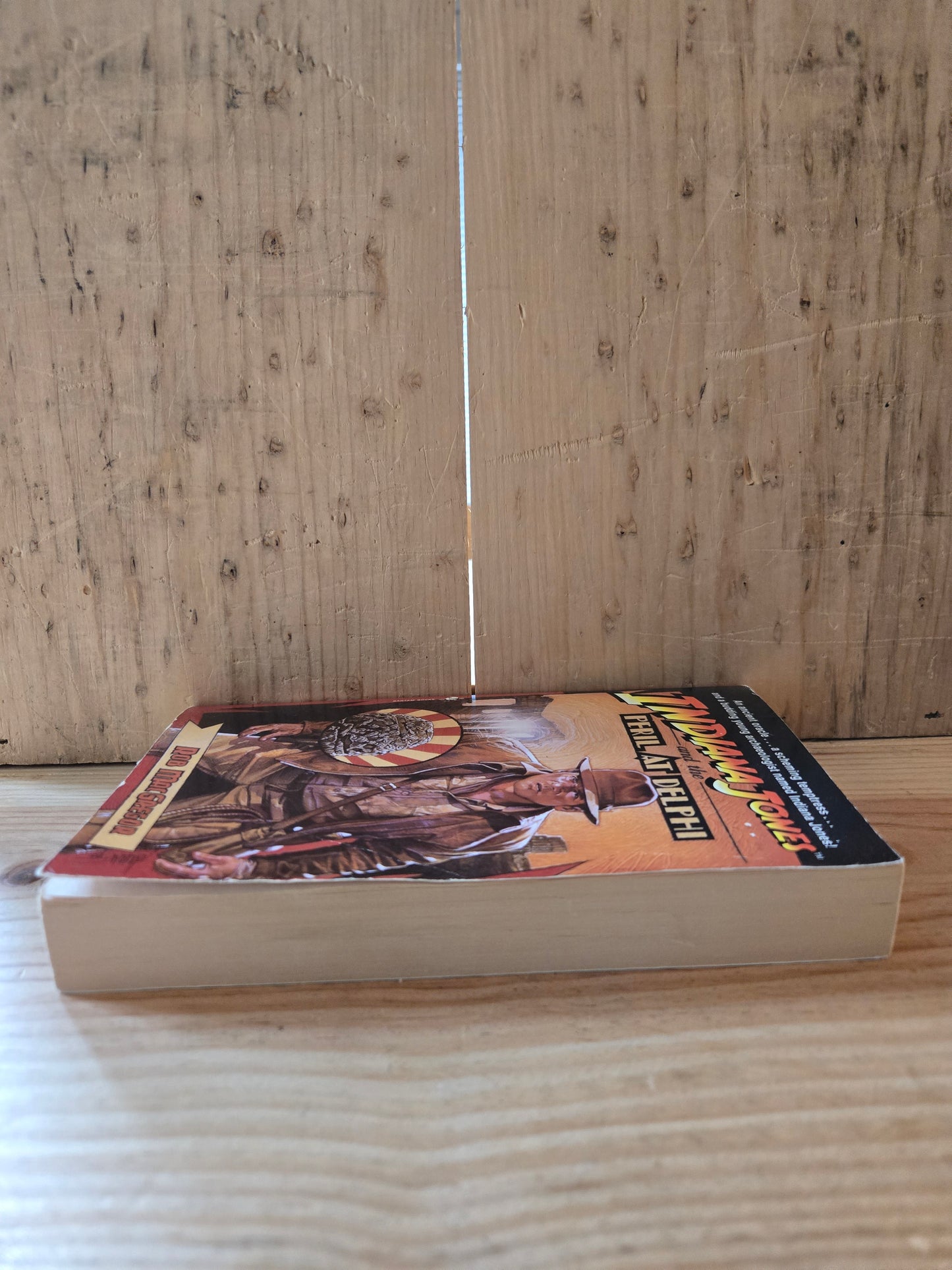 Indiana Jones and the Peril at Delphi // Rober MacGregor // 2008 // Paperback