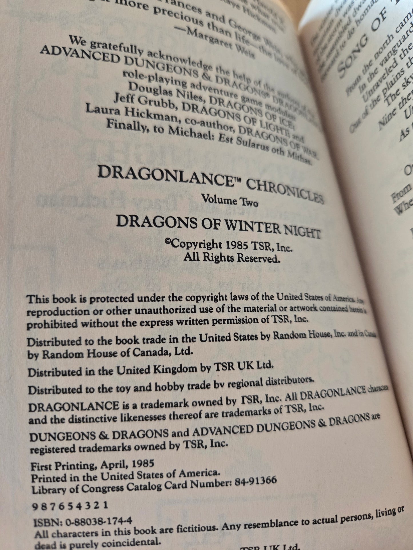 Dragonlance Chronicles Trilogy (3 Book Set) // Margaret Weis and Tracy Hickman // 1984 - 1985 // Vintage Paperback Fantasy D&D