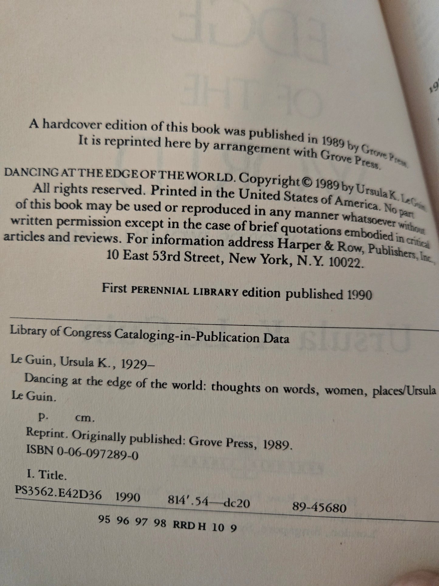 SIGNED Dancing at the Edge of the World // Ursula K. Le Guin // 1990 // Vintage Paperback