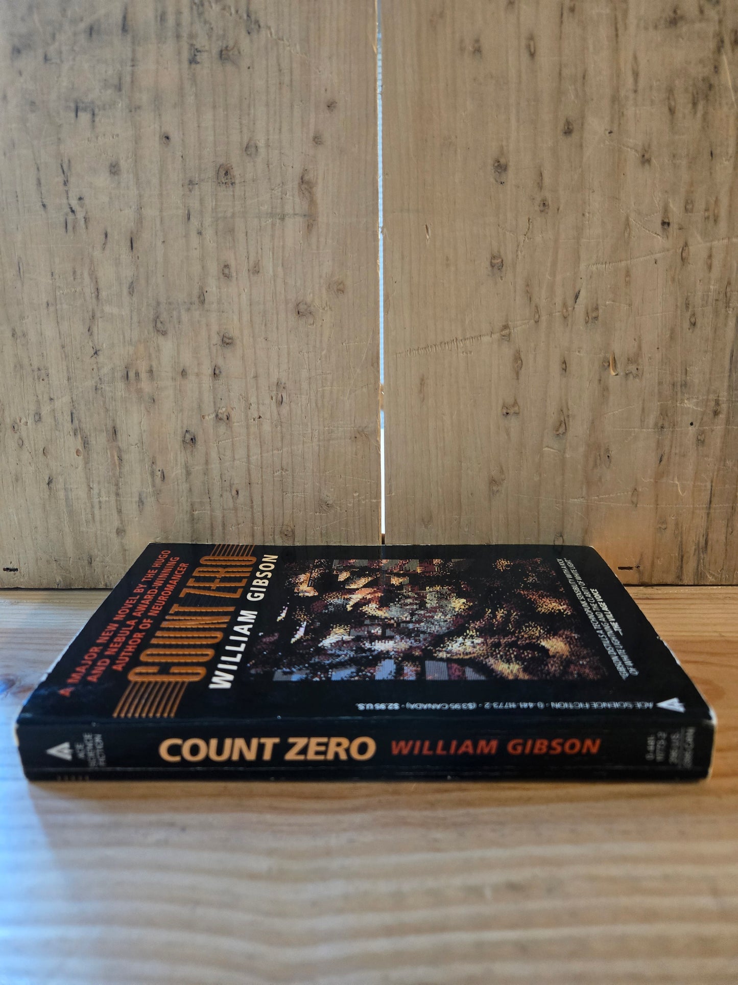 Count Zero // William Gibson // 1987 // Vintage Paperback Cyberpunk Sci-fi