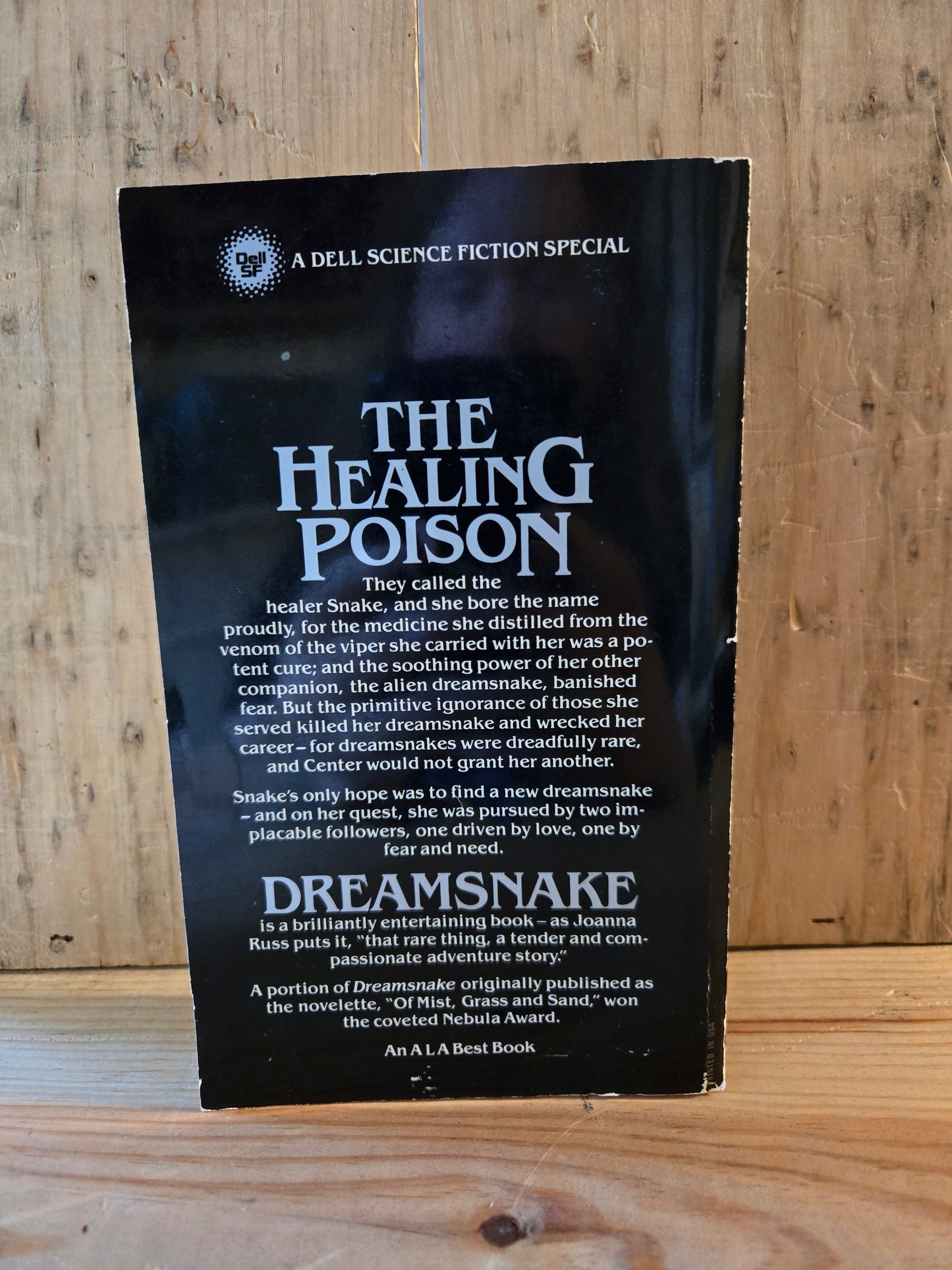 Dreamsnake // Vonda N. McIntyre // 1979 // Vintage Paperback Sci-fi Fantasy