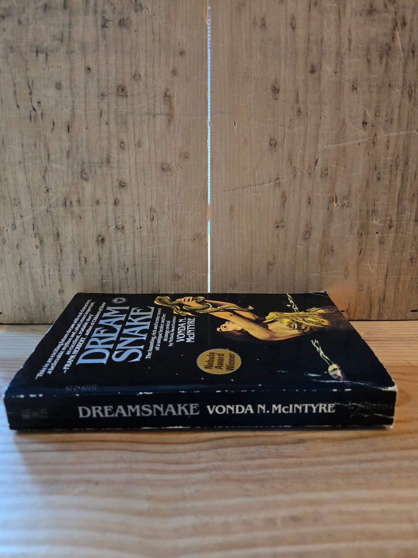 Dreamsnake // Vonda N. McIntyre // 1979 // Vintage Paperback Sci-fi Fantasy