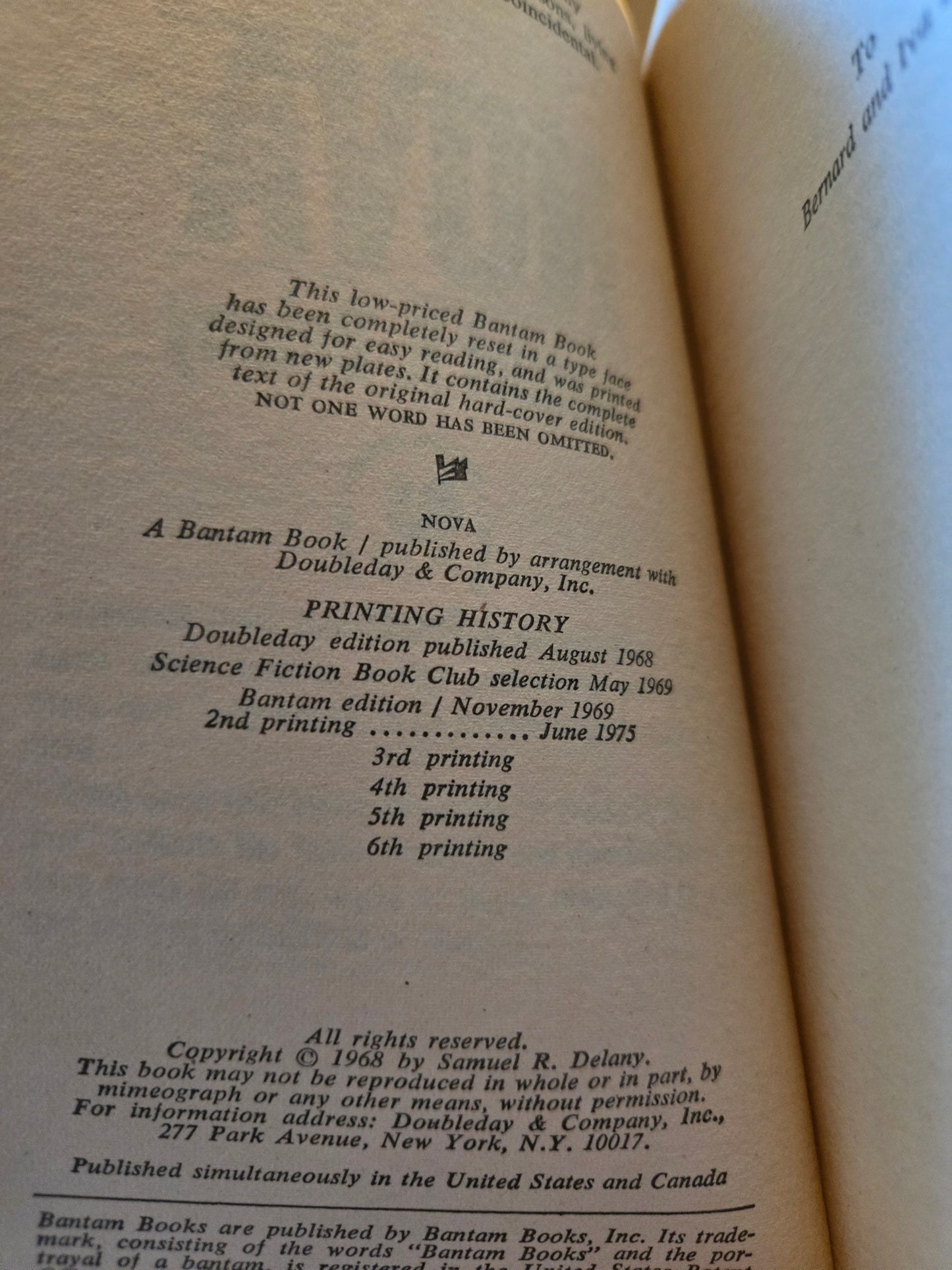 Nova // Samuel R. Delany // Bantam 6th Printing 1975 // Vintage Paperback Sci-fi