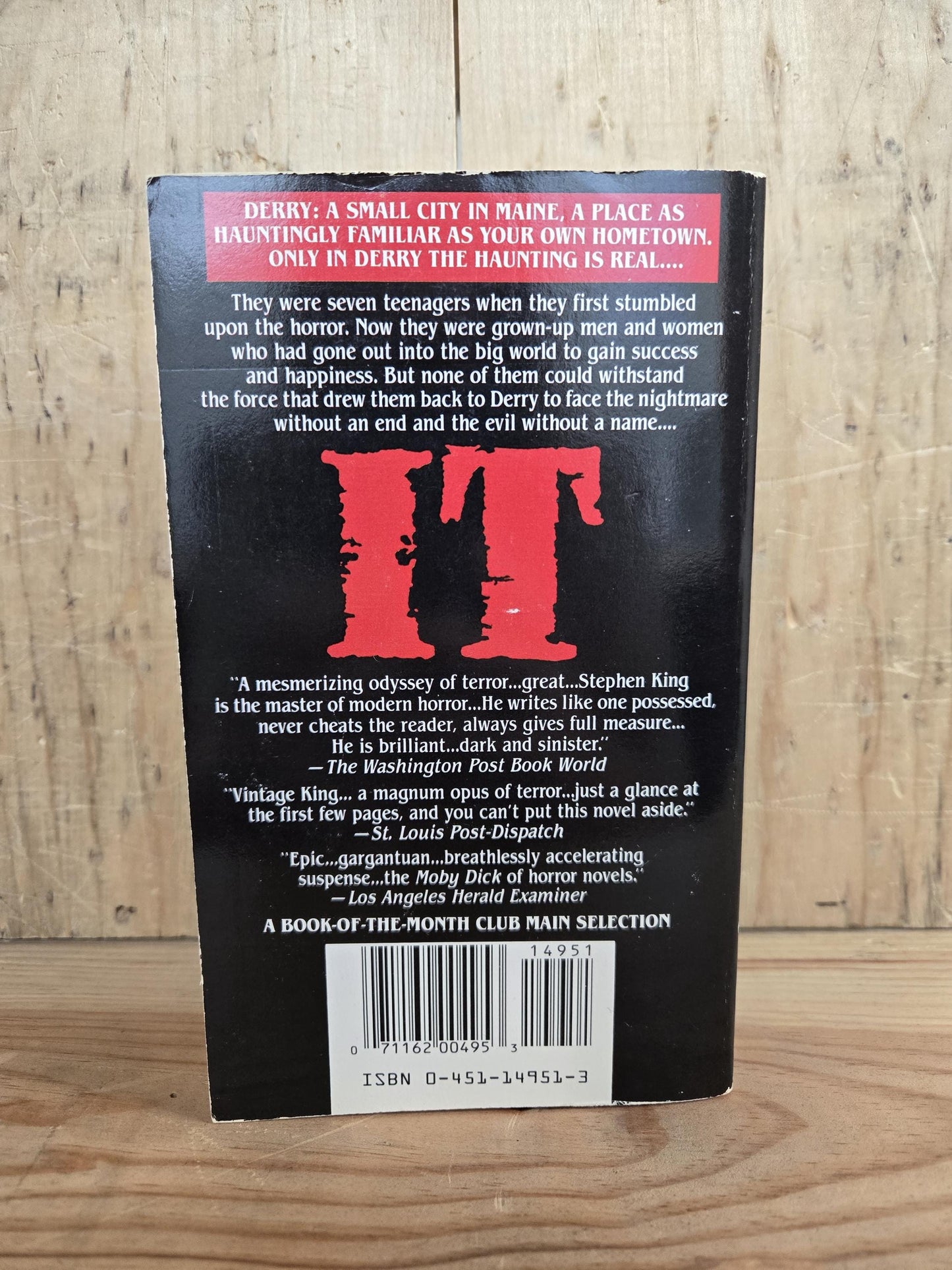 IT // Stephen King // 11th Printing 1987 // Vintage Paperback Horror