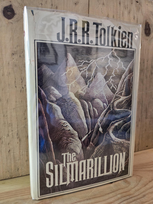 The Silmarillion // J.R.R. Tolkien // 1st American Edition 1st Printing 1977 // Vintage Hardcover with Map