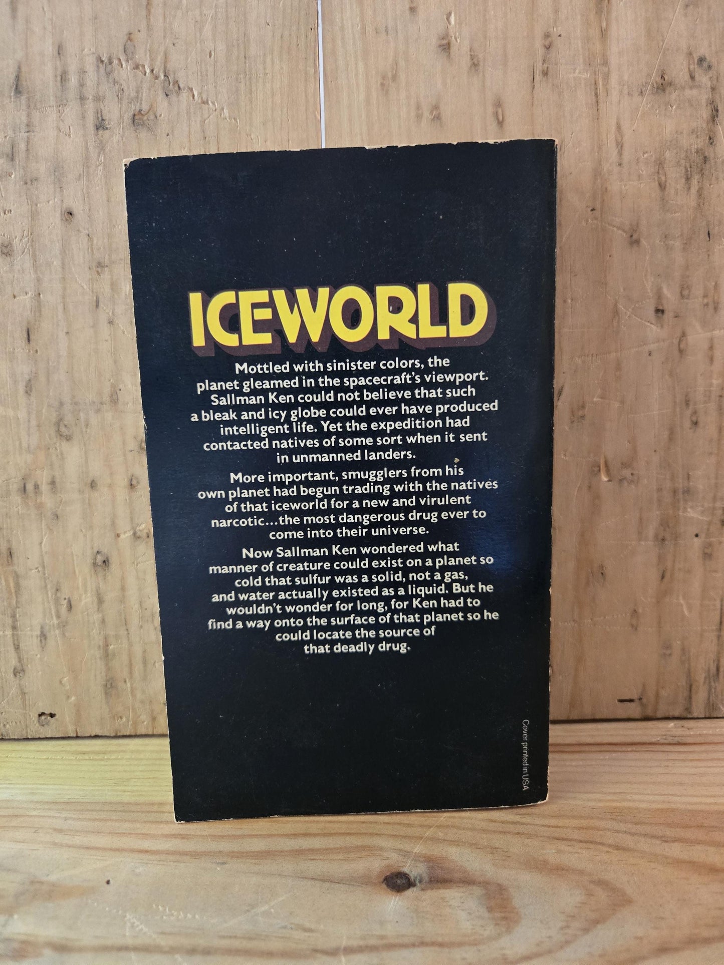 Iceworld // Hal Clement // 1977 // Vintage Paperback Sci-fi