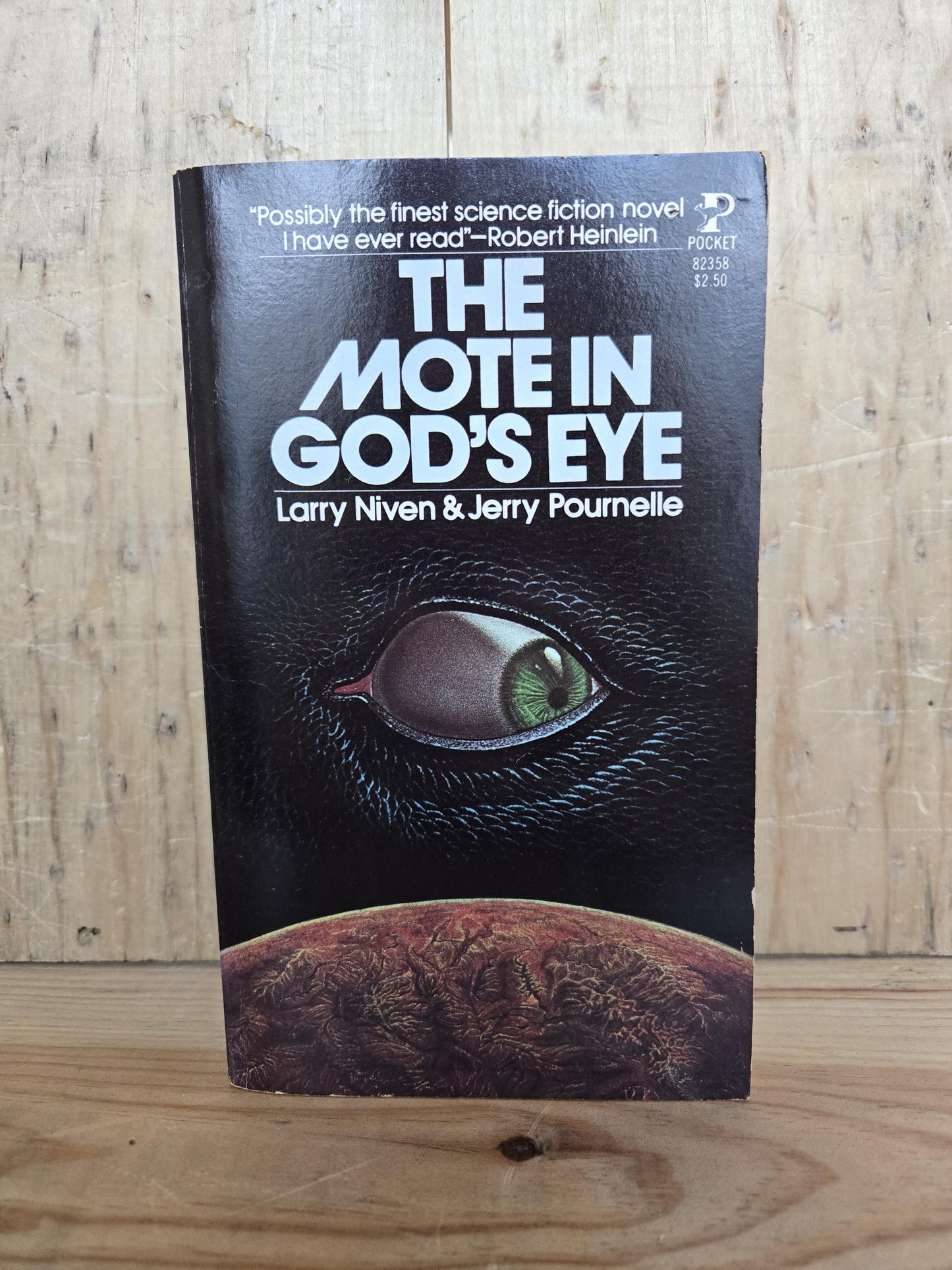 The Mote in God's Eye // Larry Niven & Jerry Pournelle // 1975 // Vintage Paperback Sci-fi