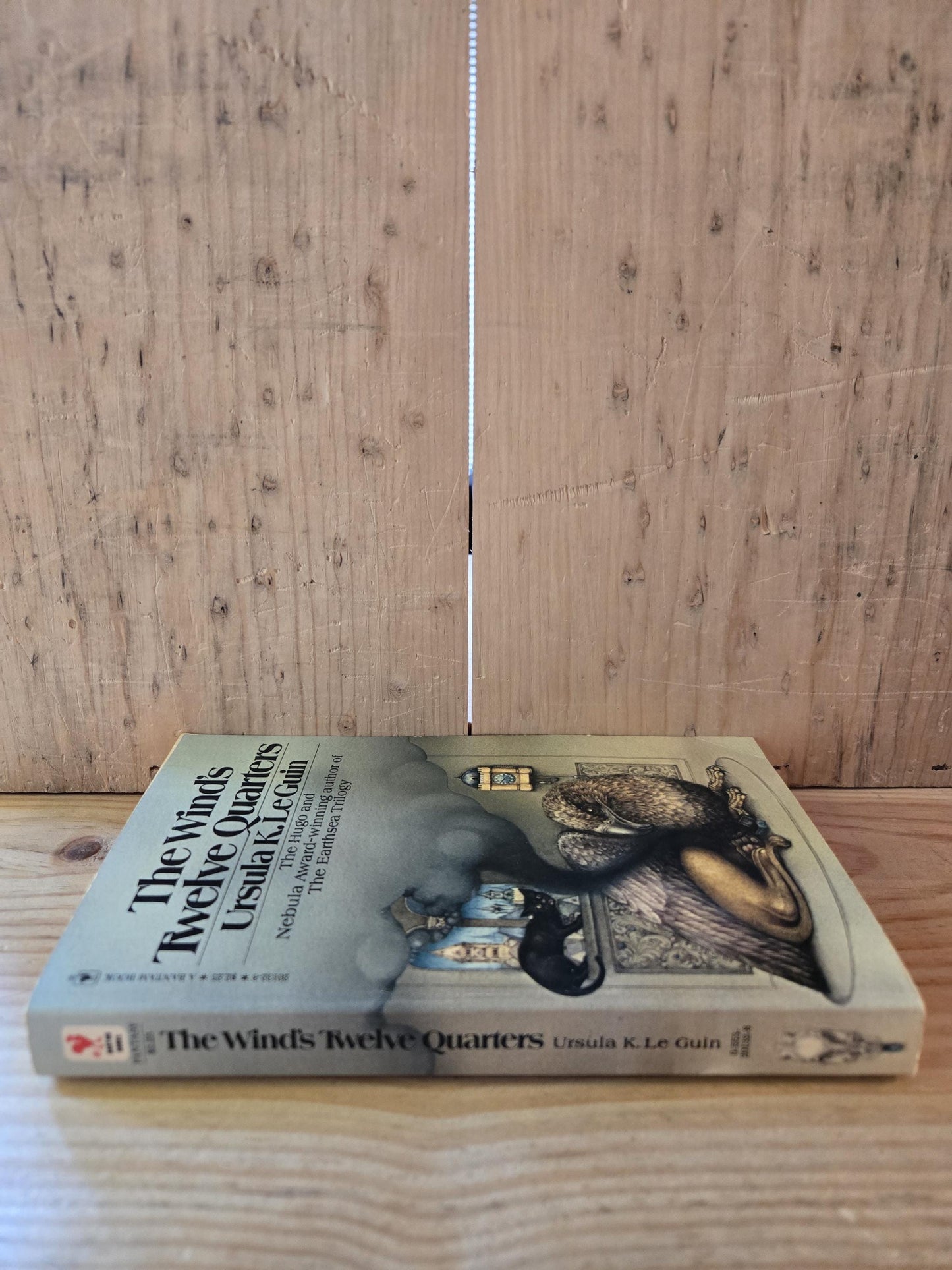 The Wind's Twelve Quarters // Ursula K. Le Guin // 1981 // Vintage Paperback Sci-fi Fantasy