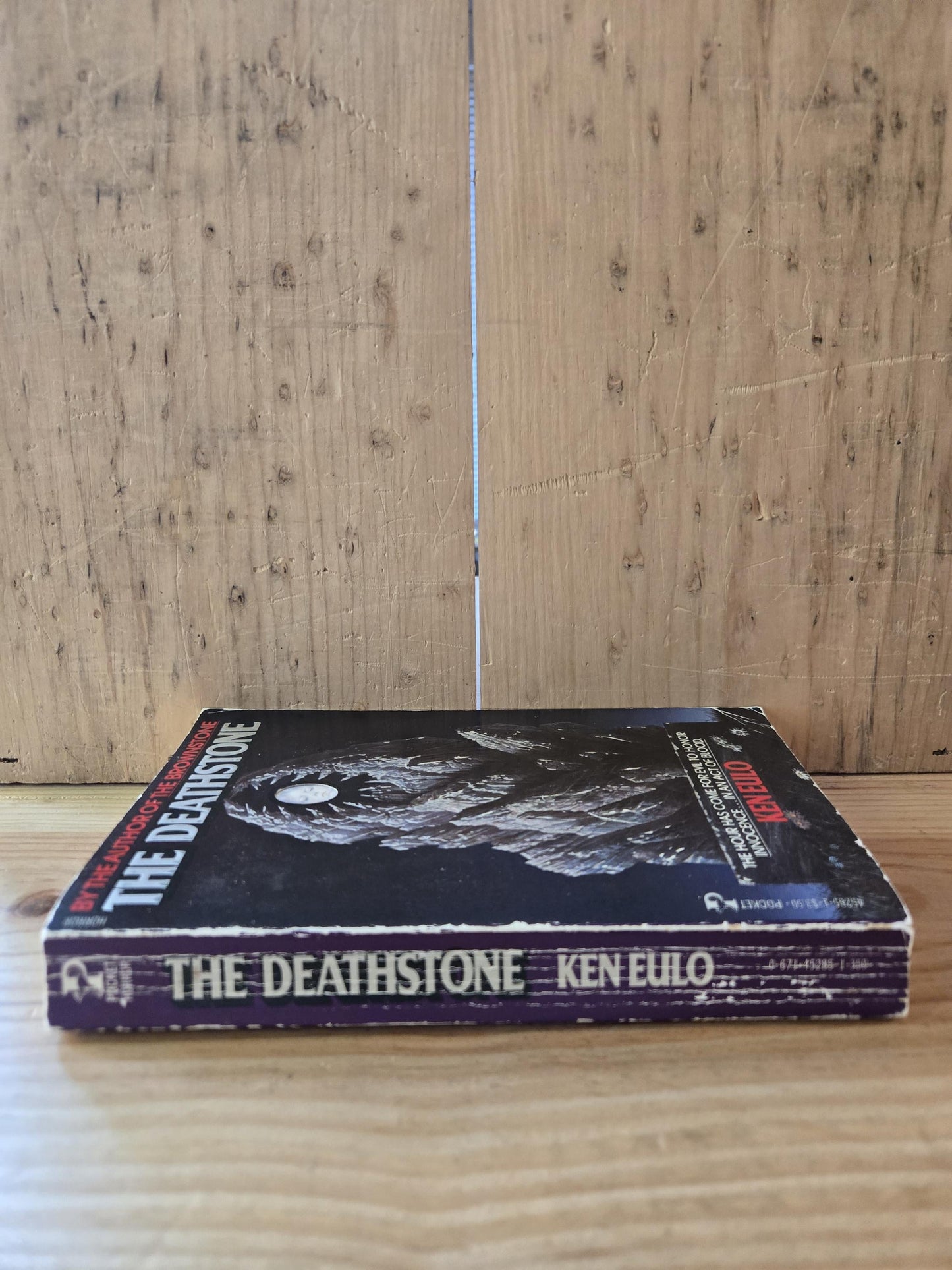 The Deathstone // Ken Eulo // 1982 // Vintage Paperback Horror