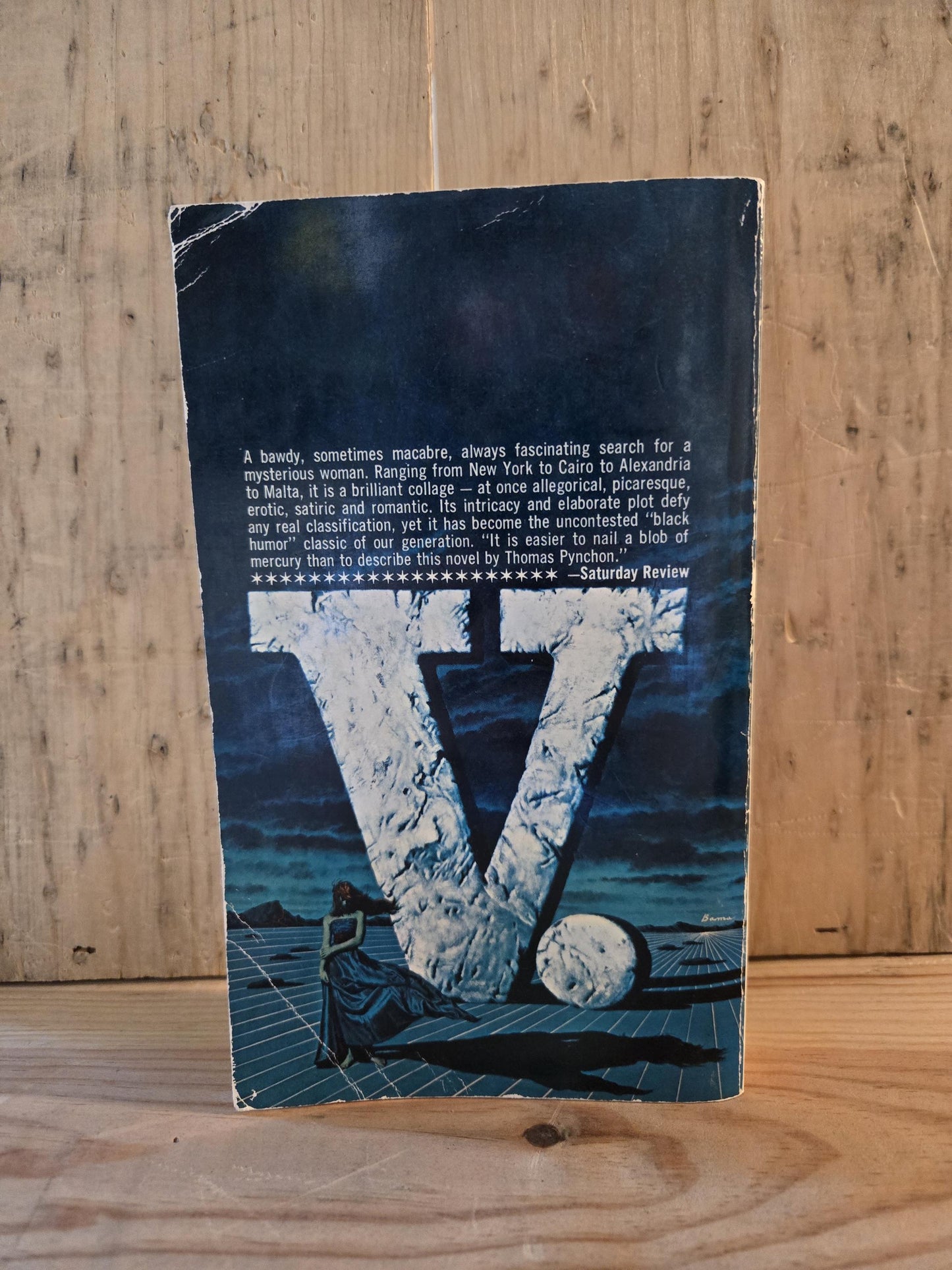 V. // Thomas Pynchon // 1968 // Vintage Paperback