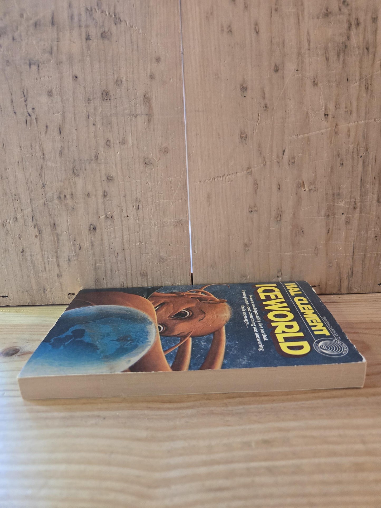Iceworld // Hal Clement // 1977 // Vintage Paperback Sci-fi