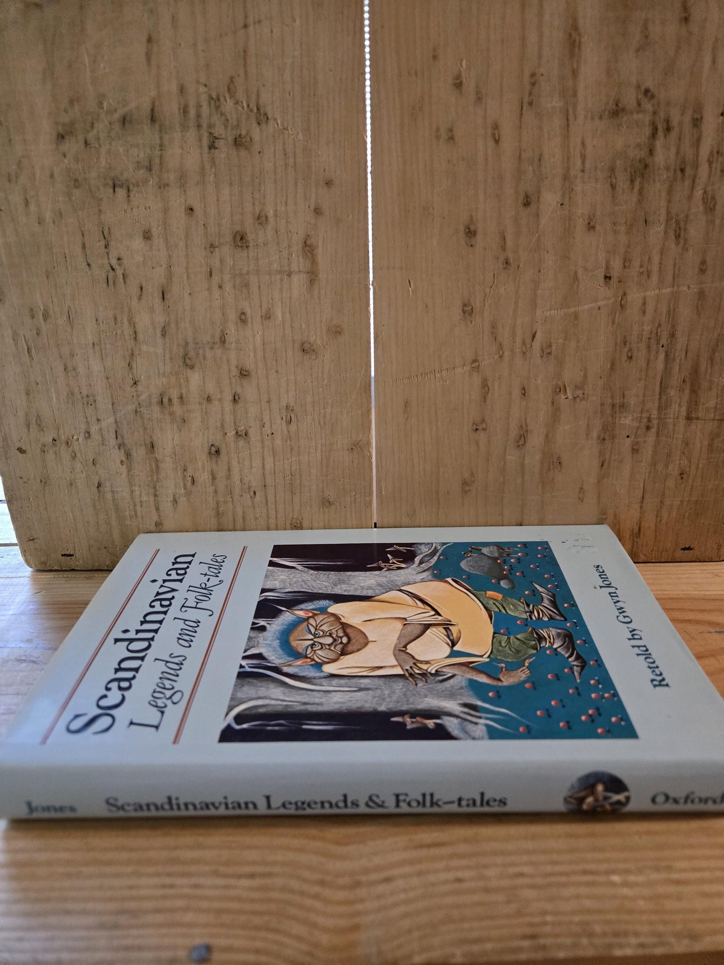 Scandinavian Legends and Folk-tales // Retold by Gwyn Jones // 1979 // Vintage Hardcover Mythology
