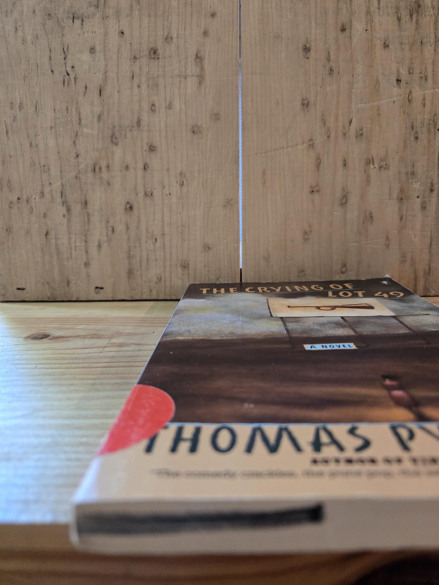 The Crying of Lot 49 // Thomas Pynchon // 1990 // Vintage Paperback