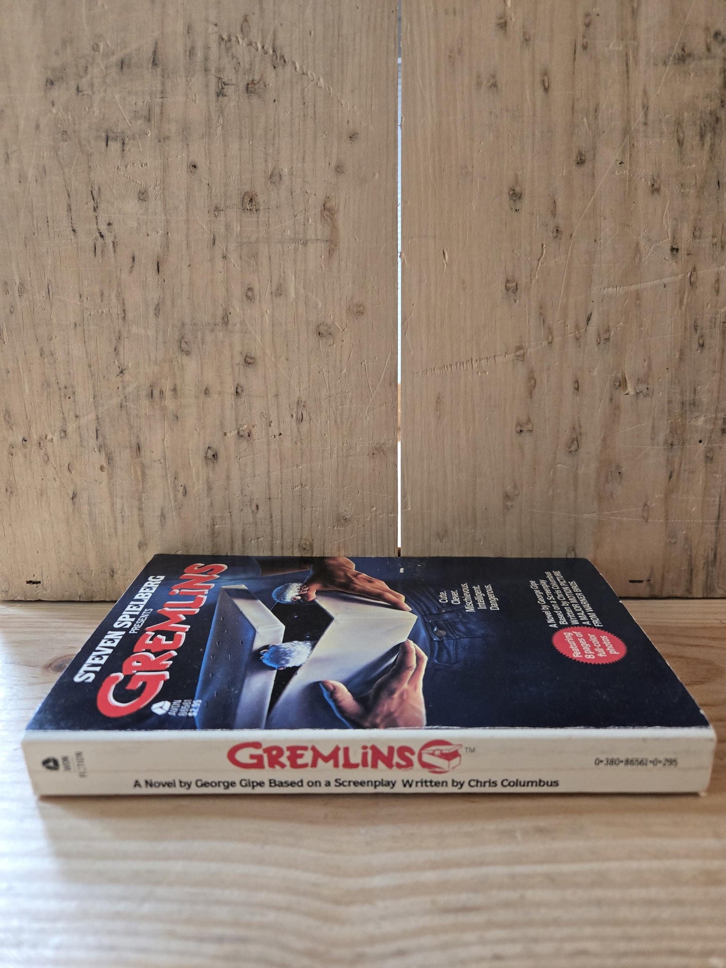 Gremlins // George Gipe // 1st Printing 1984 // Vintage Paperback Movie Tie-In