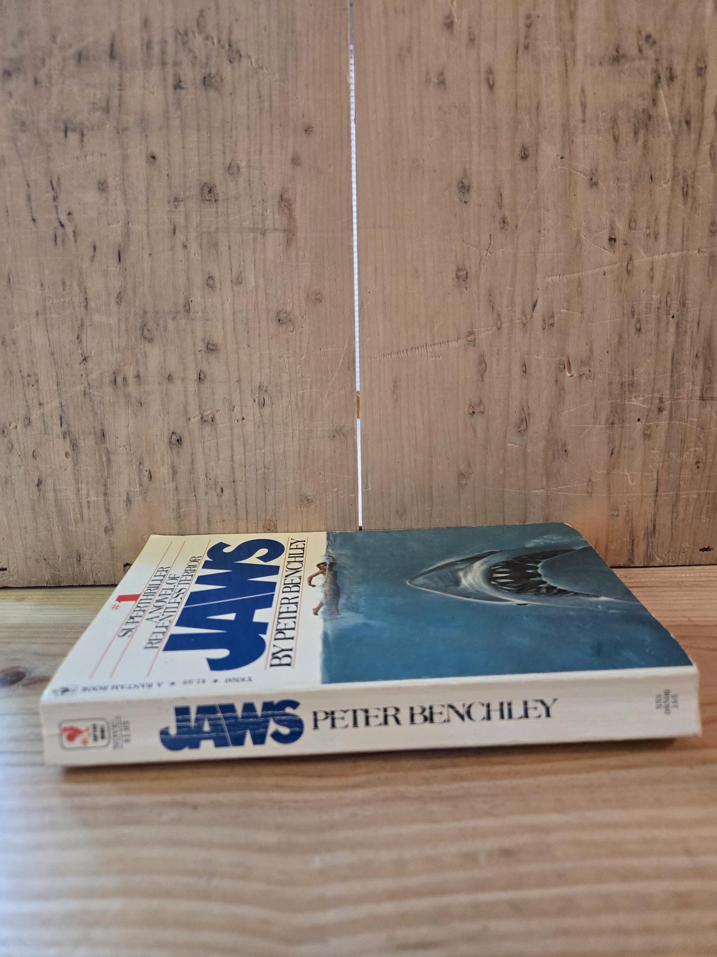 Jaws // Peter Benchley // Bantam 1st Printing Thus 1975 // Vintage Paperback Horror Thriller