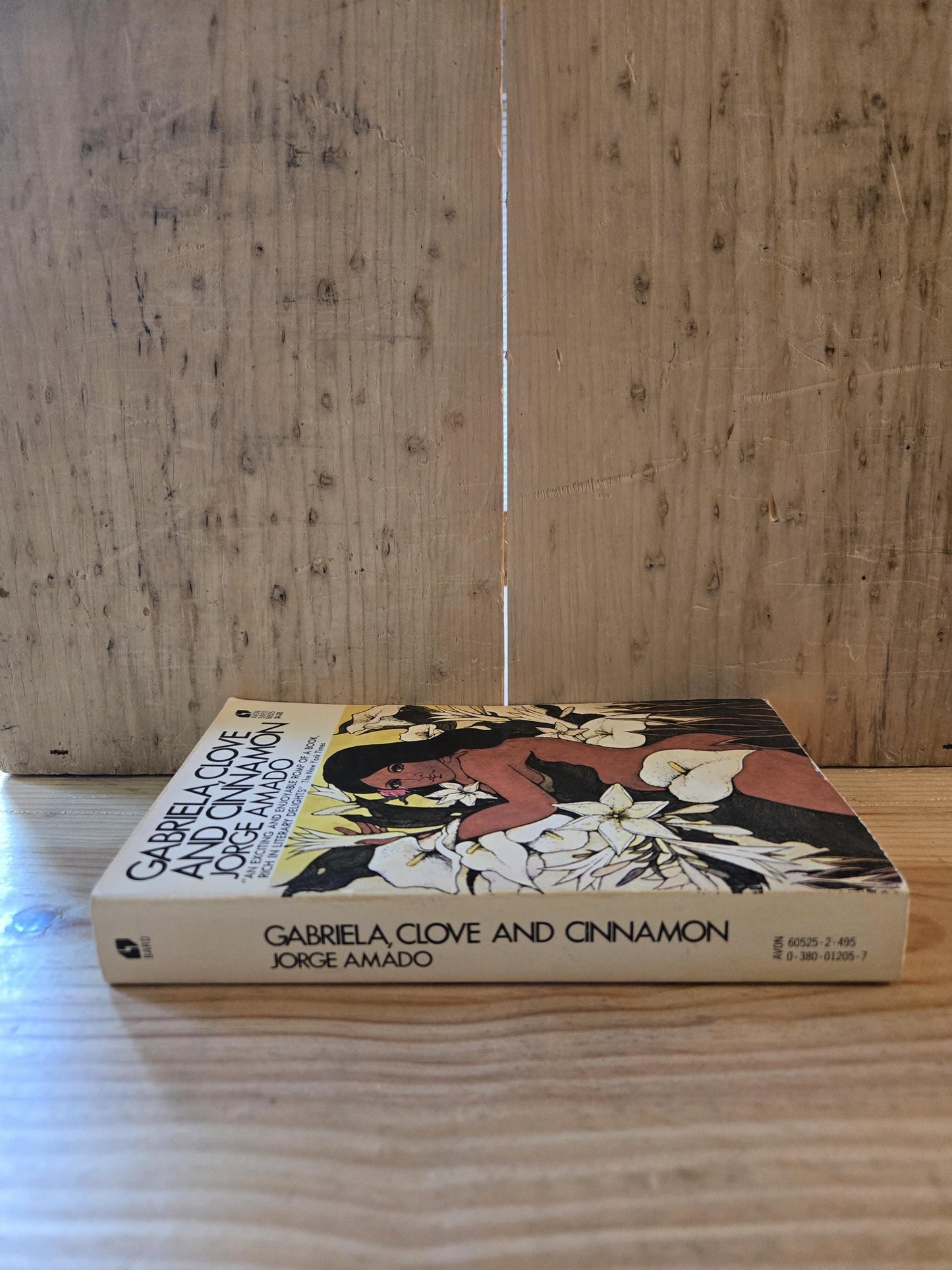 Gabriela, Clove and Cinnamon // Jorge Amado // Avon Bard 1978 // Vintage Paperback