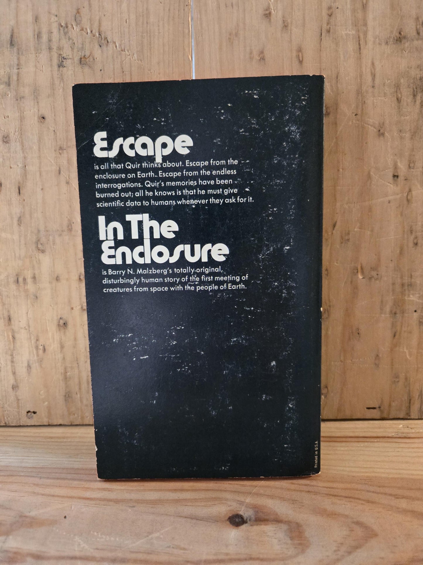 In the Enclosure // Barry N. Malzberg // 1st Avon Printing 1973 // Vintage Paperback Sci-fi