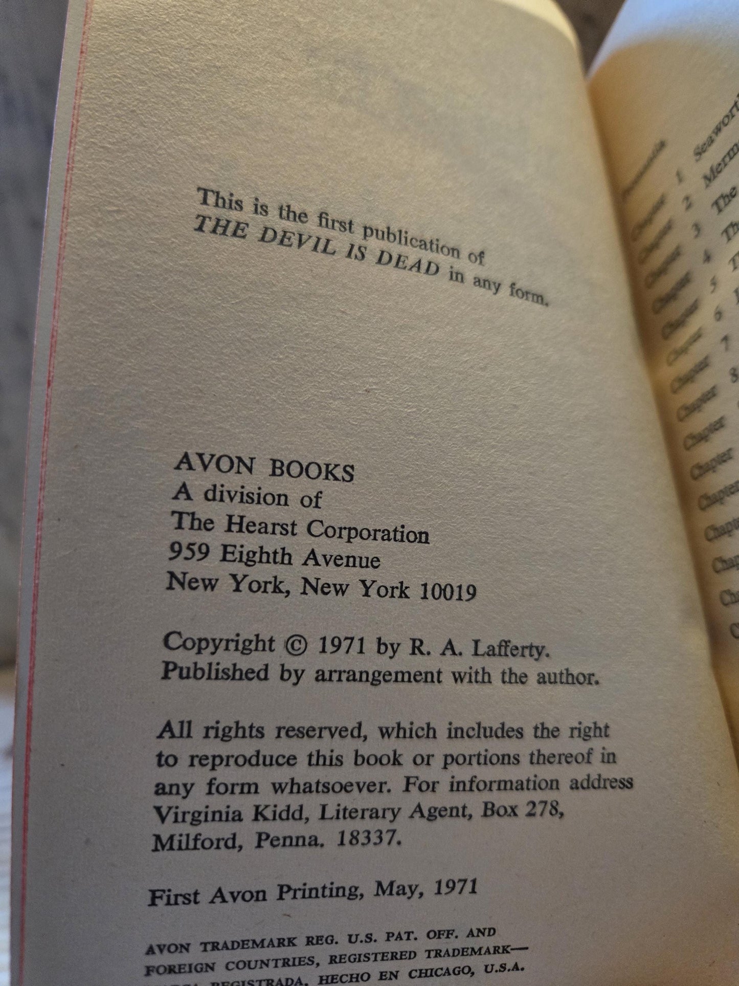 The Devil is Dead // R.A. Lafferty // 1st Avon Printing 1971 // Vintage Paperback Sci-fi