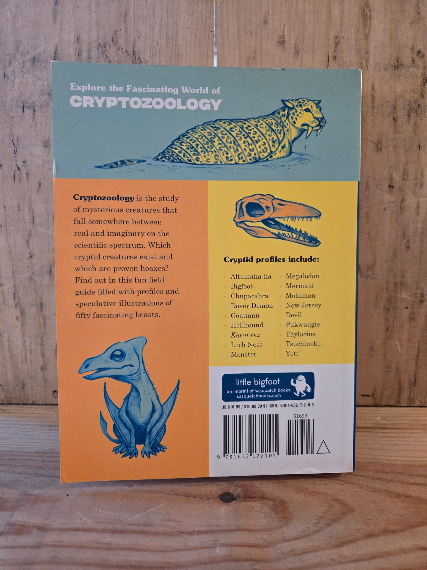 Cryptid Creatures: A Field Guide // Kelly Milner Halls // 2019 // Paperback