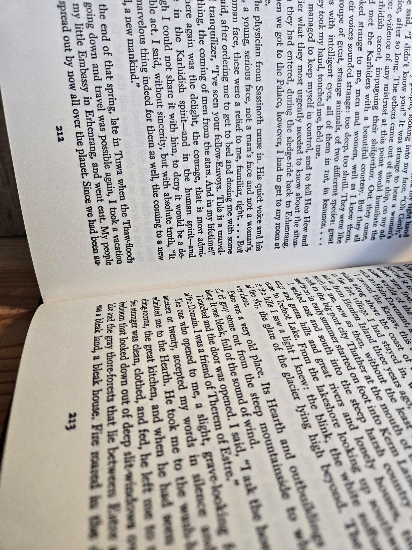 The Left Hand of Darkness // Ursula K. Le Guin // Book Club Edition 1969 // Vintage Hardcover Sci-fi