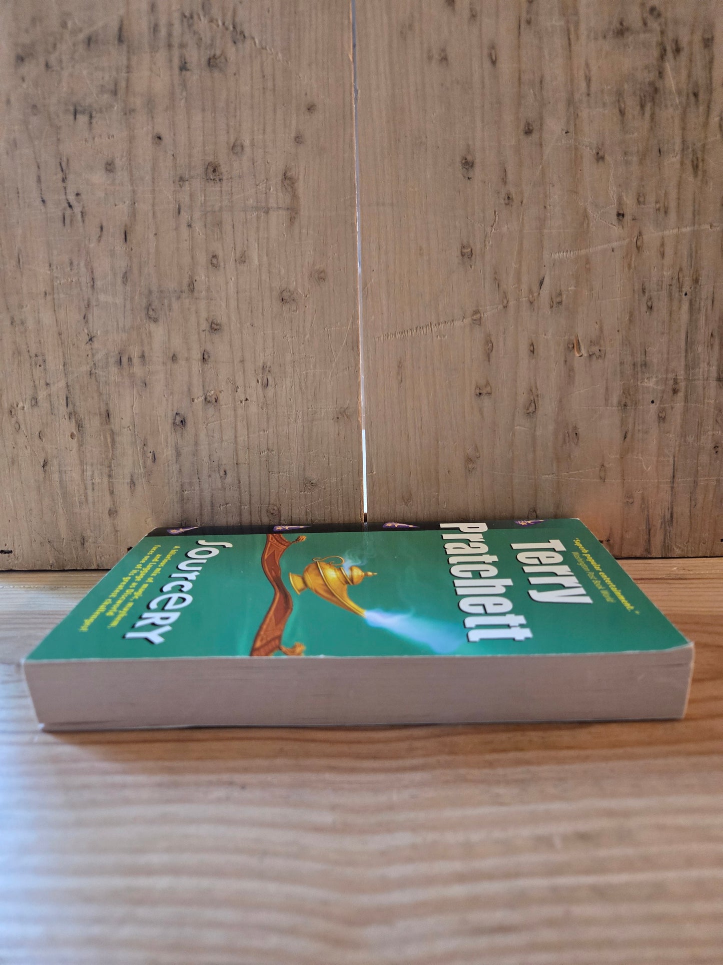 Sourcery // Terry Pratchett // 2001 // Vintage Paperback Discworld Fantasy