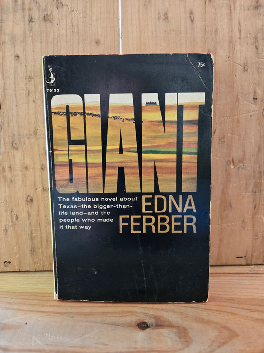 Giant // Edna Ferber // 1966 // Vintage Paperback