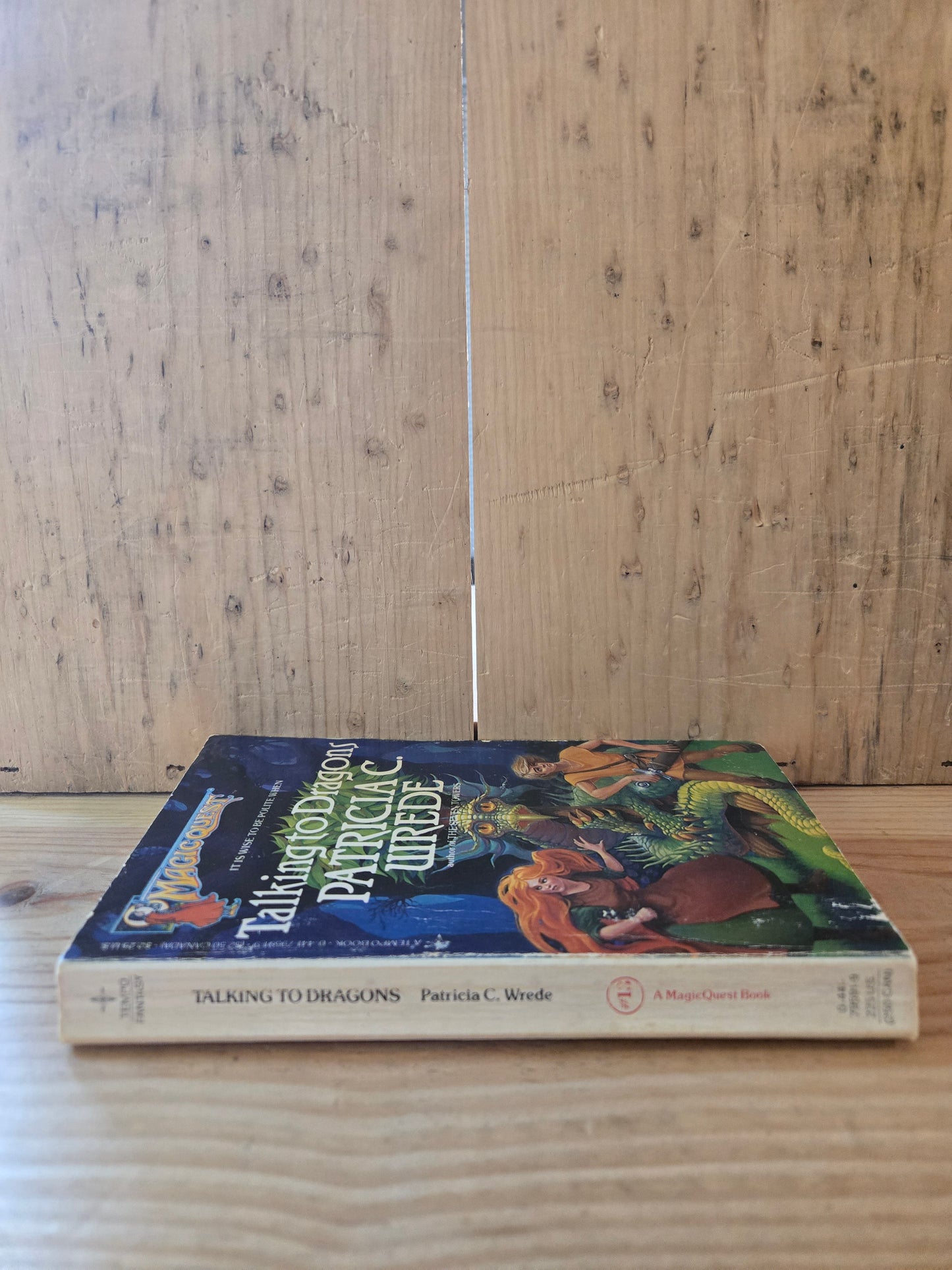 Talking to Dragons // Patricia C. Wrede // 1985 // Vintage Paperback Fantasy