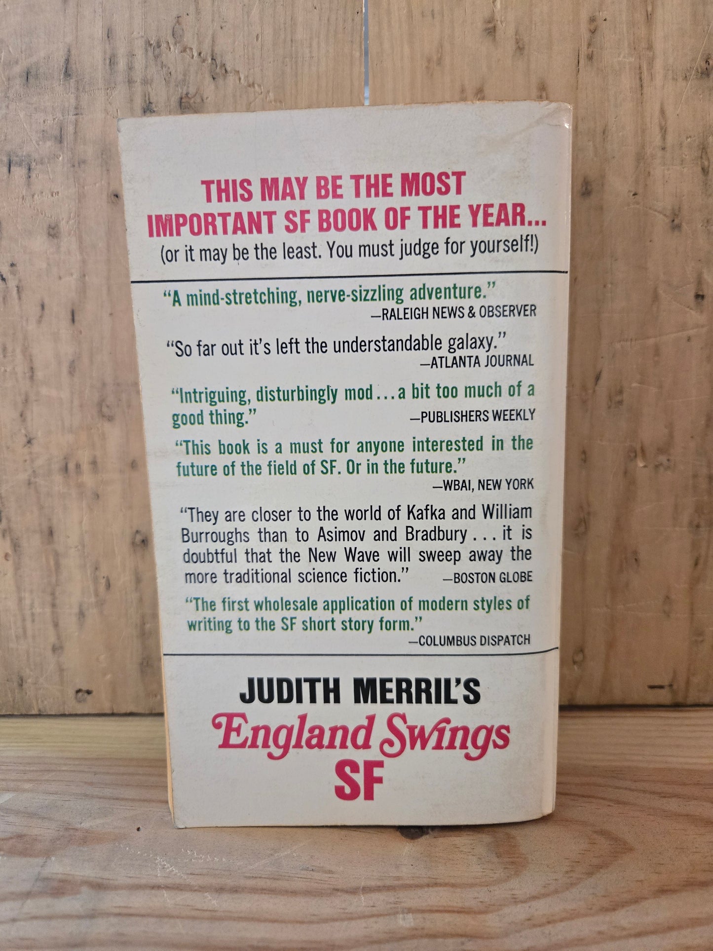 England Swings SF: Stories of Speculative Fiction // Edited by Judith Merril // 1968 // Vintage Paperback Sci-fi