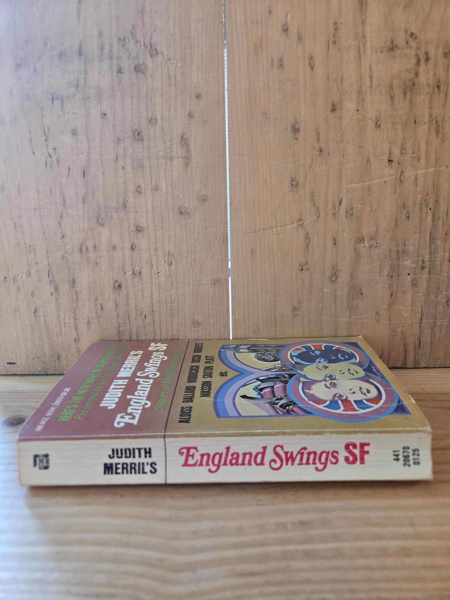 England Swings SF: Stories of Speculative Fiction // Edited by Judith Merril // 1968 // Vintage Paperback Sci-fi