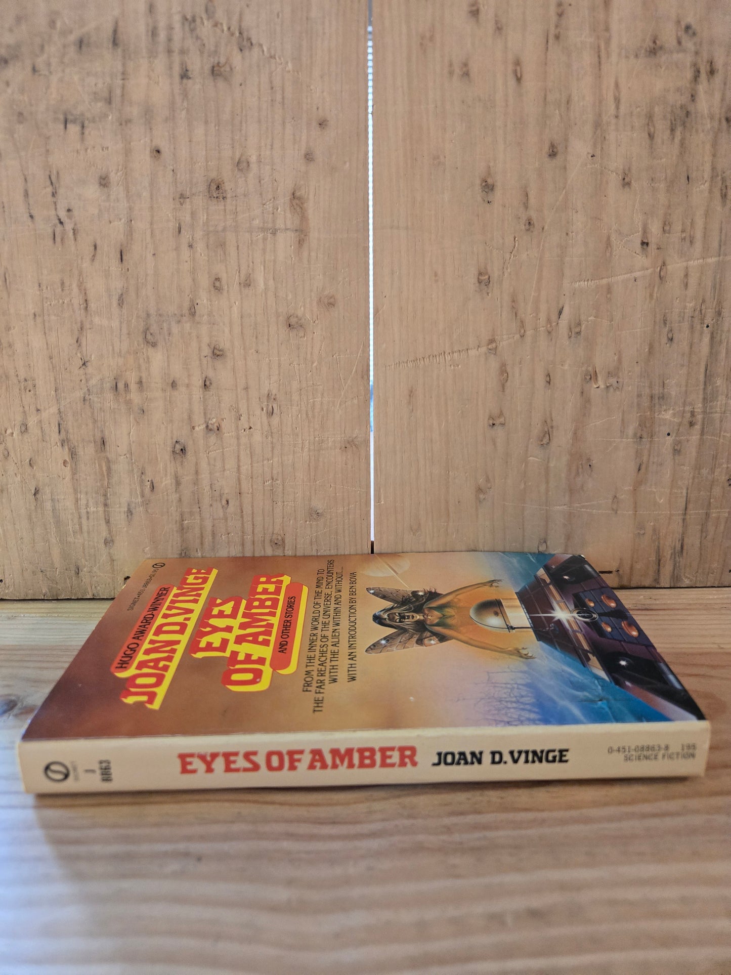 Eyes of Amber and Other Stories // Joan D. Vinge // 1979 // Vintage Paperback Sci-fi