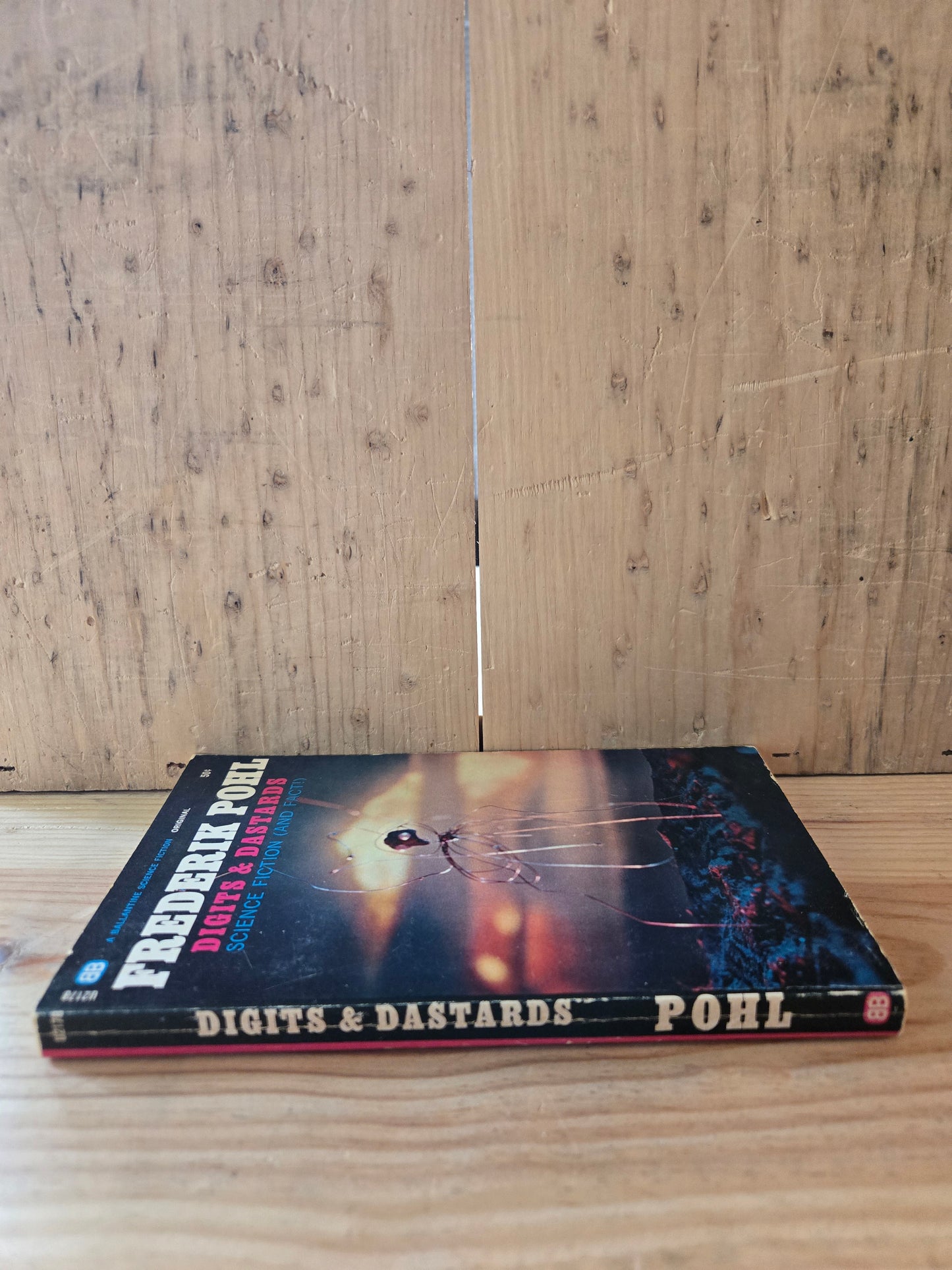 Digits & Dastards: Science Fiction (and Fact!) // Frederick Pohl // 1966 // Vintage Paperback Sci-fi