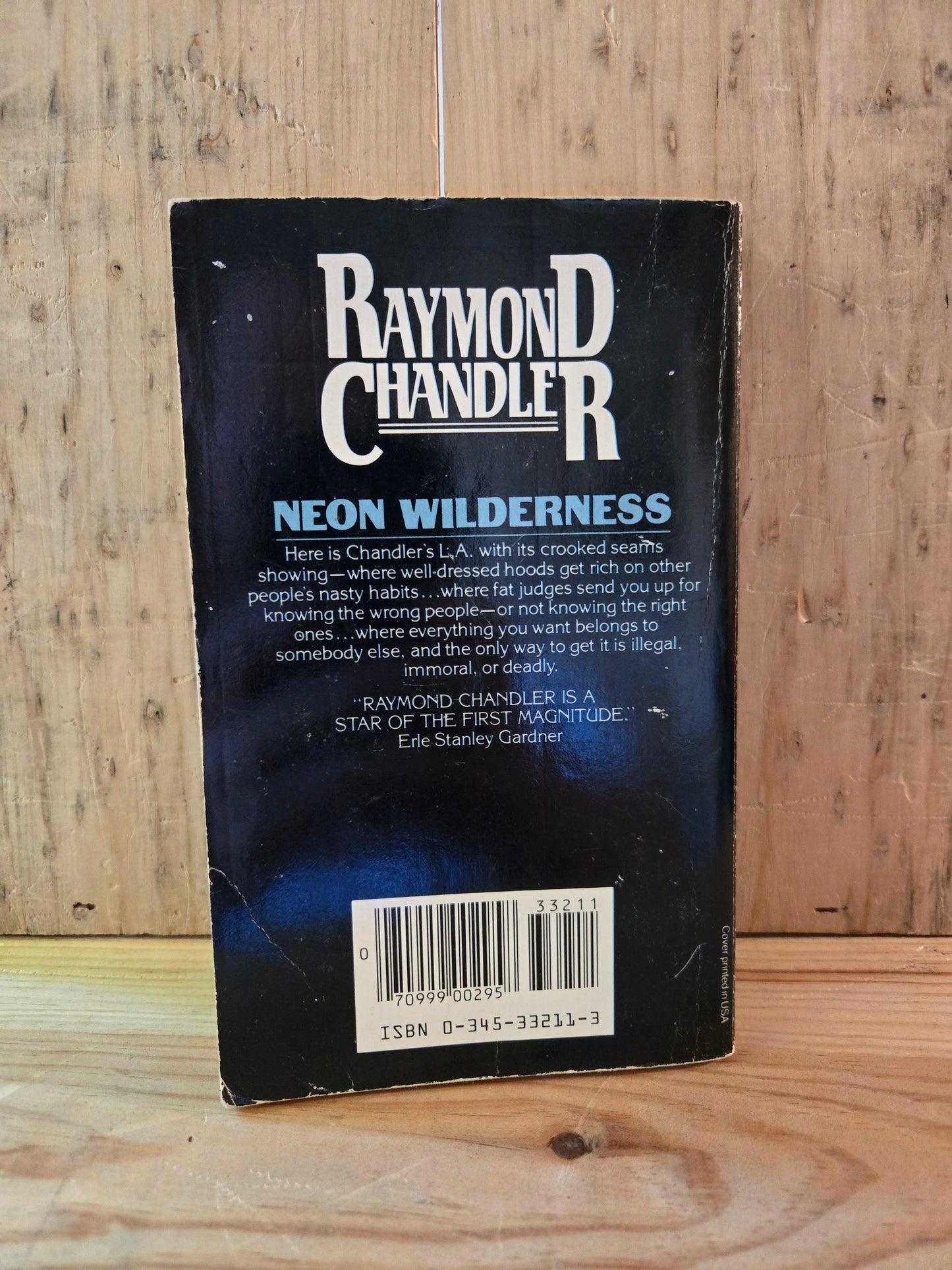 Pickup on Noon Street // Raymond Chandler // 1985 // Vintage Paperback