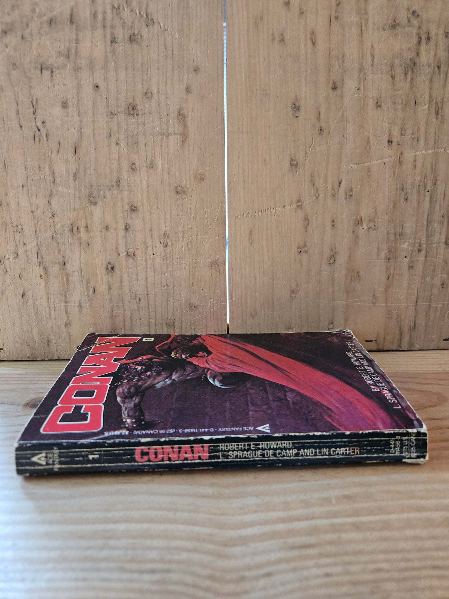 Conan // Robert E. Howard, L. Sprague de Camp, and Lin Carter // 1984 // Vintage Paperback Fantasy Ex-Library