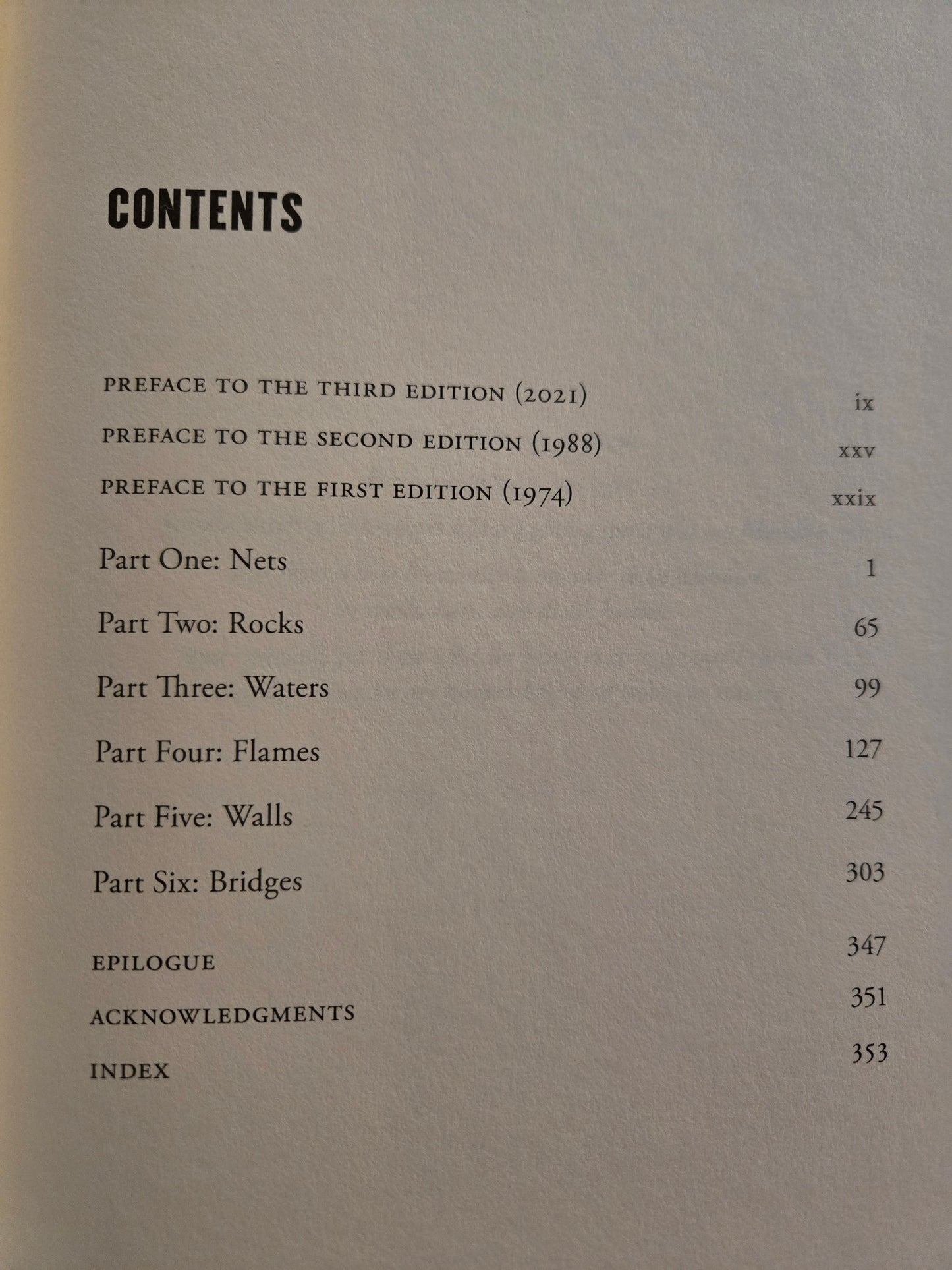 An Autobiography // Angela Davis // 2021 // Hardcover