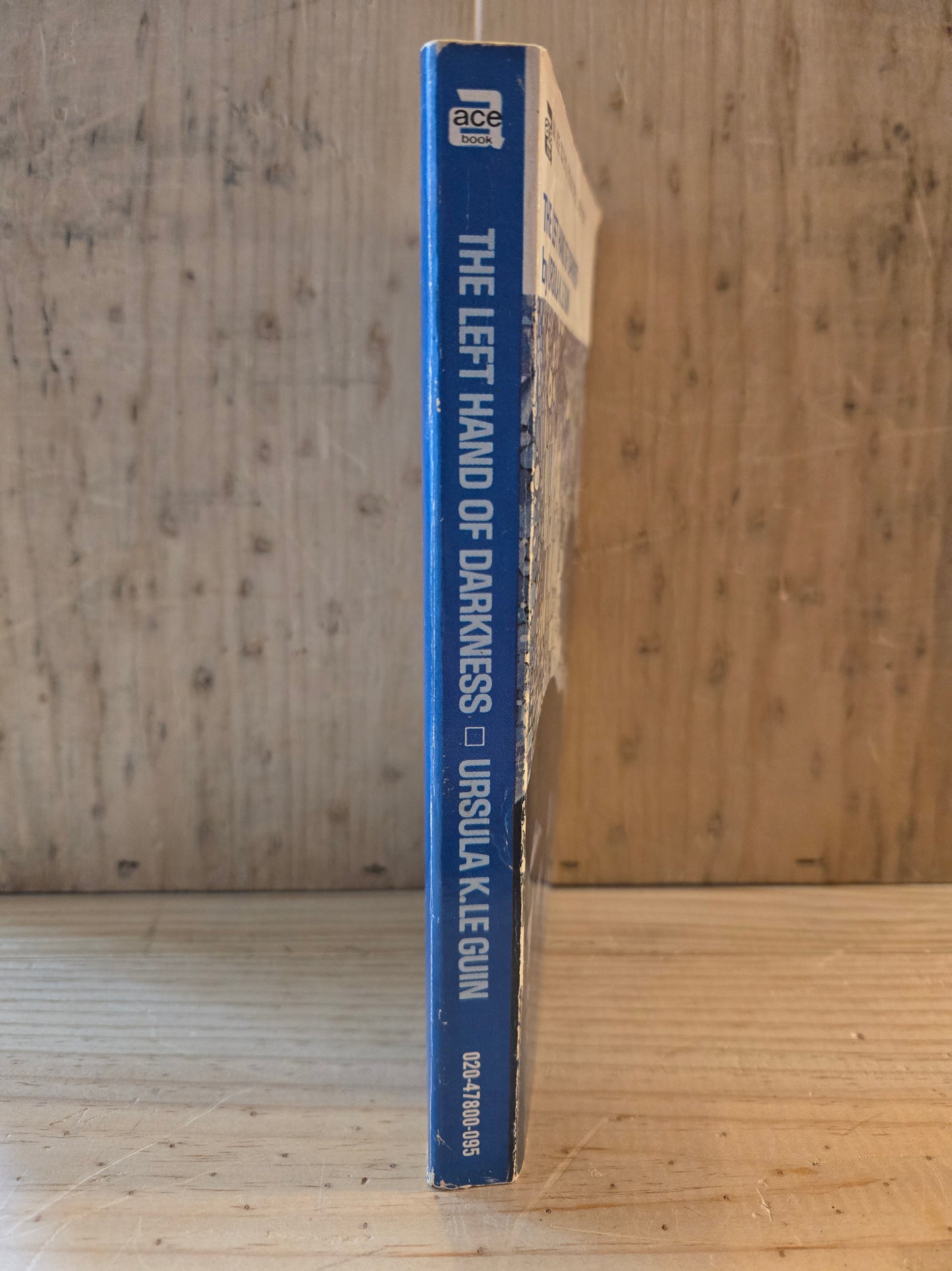 The Left Hand of Darkness // Ursula K. Le Guin // 1st Printing Ace 1969 // Vintage Paperback Sci-fi
