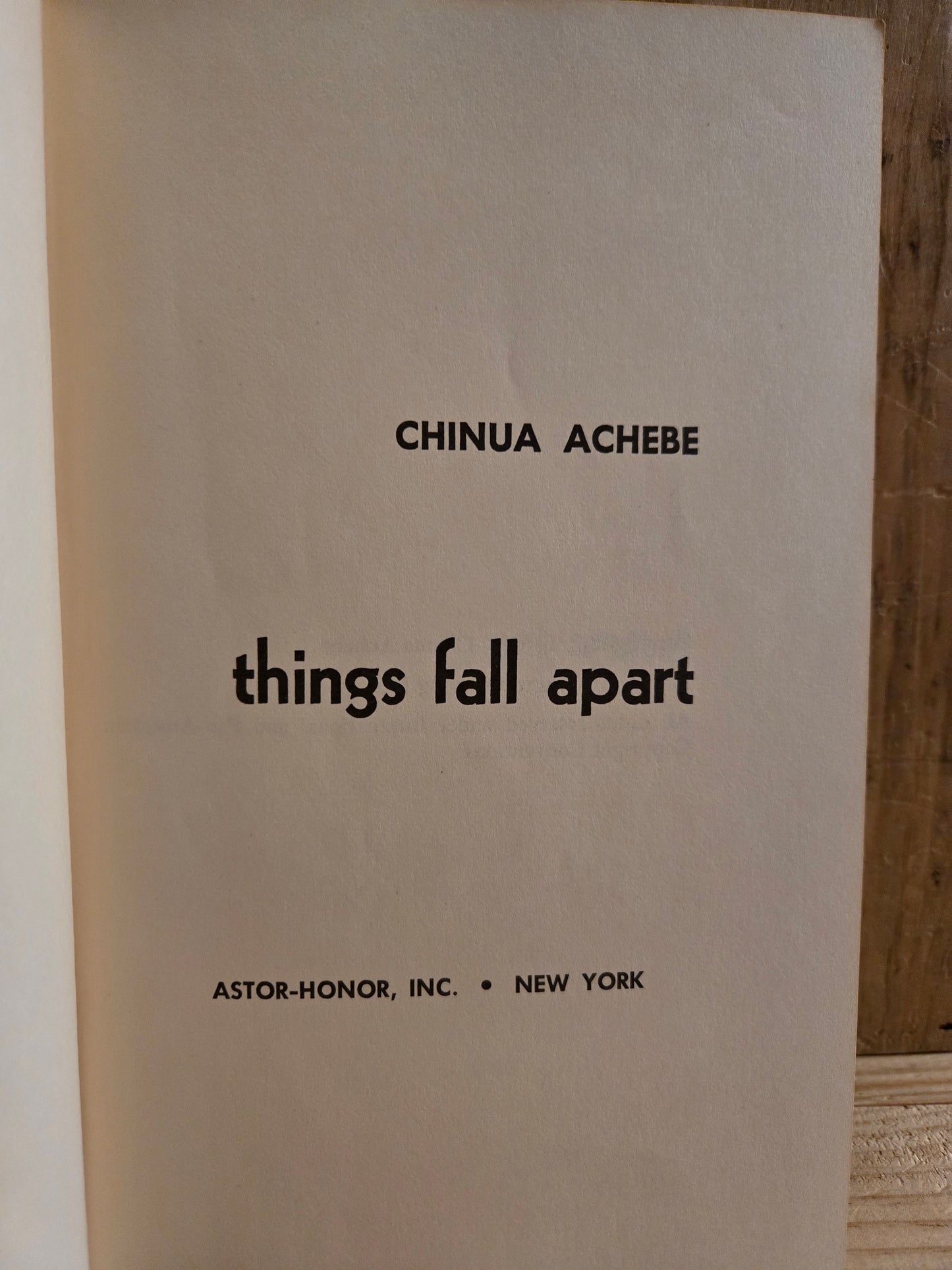 Things Fall Apart // Chinua Achebe // 1st U.S. Paperback Edition // Vintage Paperback