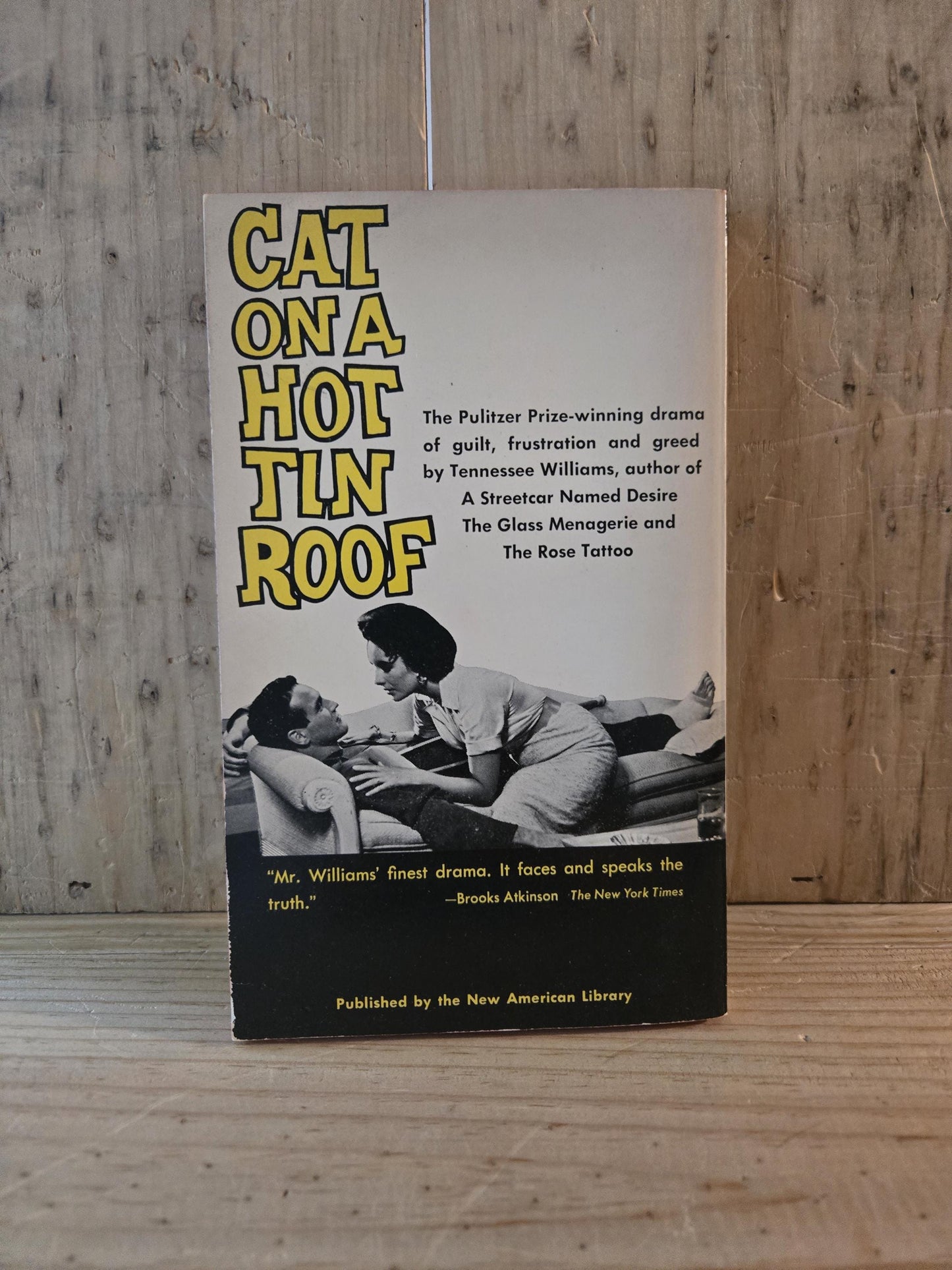 Cat on a Hot Tin Roof // Tennessee Williams // 1950s // Vintage Paperback