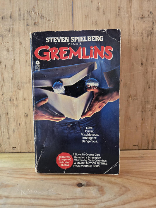 Gremlins // George Gipe // 1984 // Vintage Paperback Movie Tie-In
