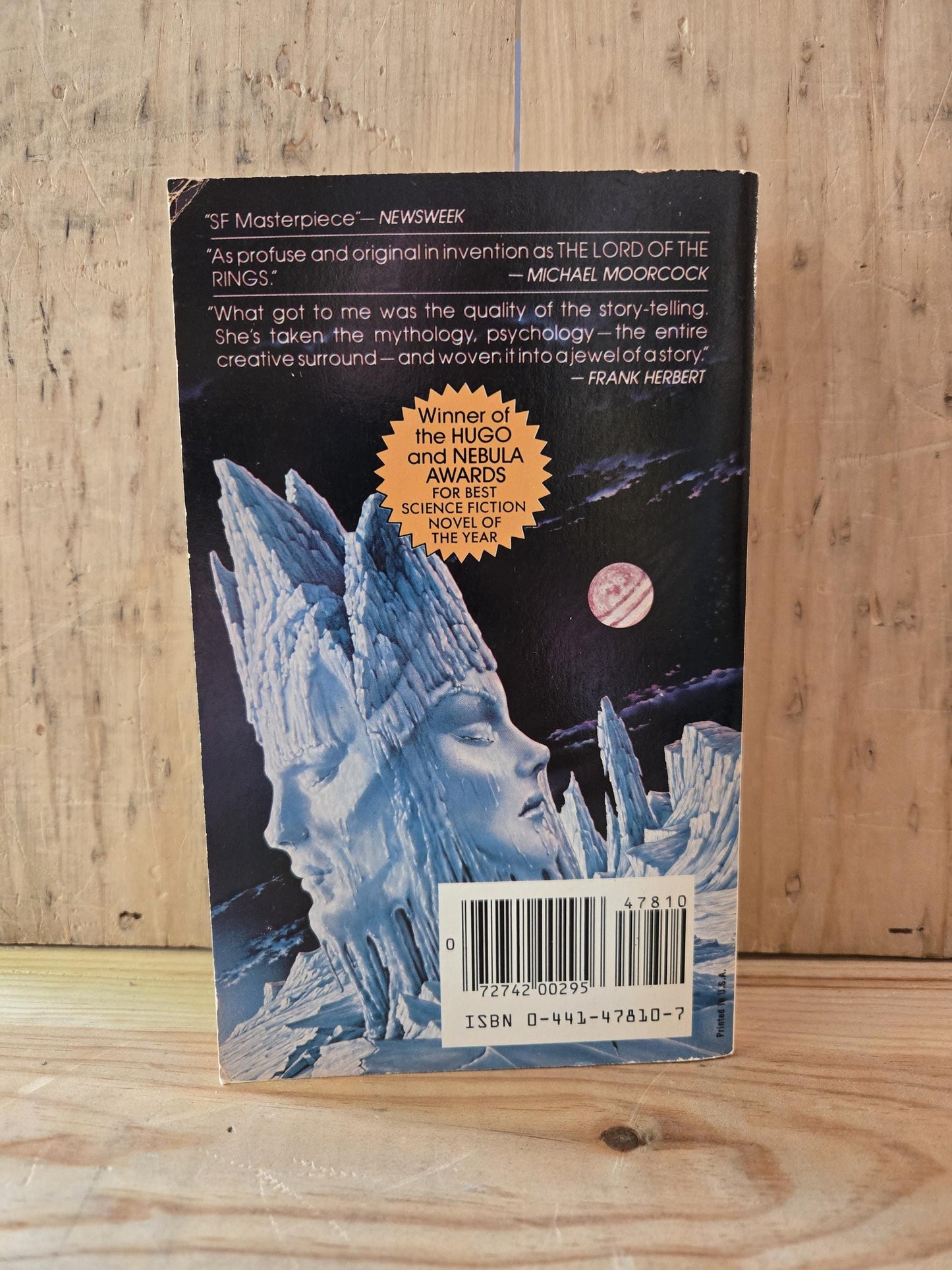 The Left Hand of Darkness // Ursula K. Le Guin // Ace 29th Printing 1984 // Vintage Paperback Sci-fi