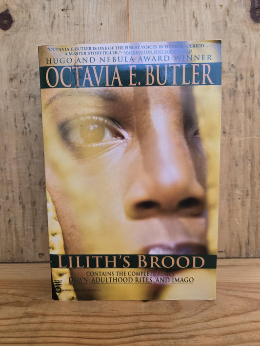 Lilith's Brood // Octavia E. Butler // 2000 // Vintage Paperback Sci-fi